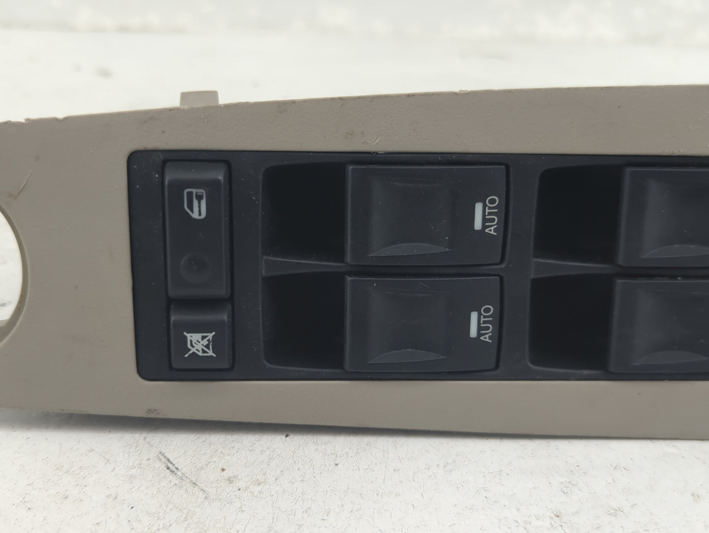 2006-2010 Chrysler 300 Master Power Window Switch Replacement Driver Side Left P/N:04602736AA Fits OEM Used Auto Parts - Oem