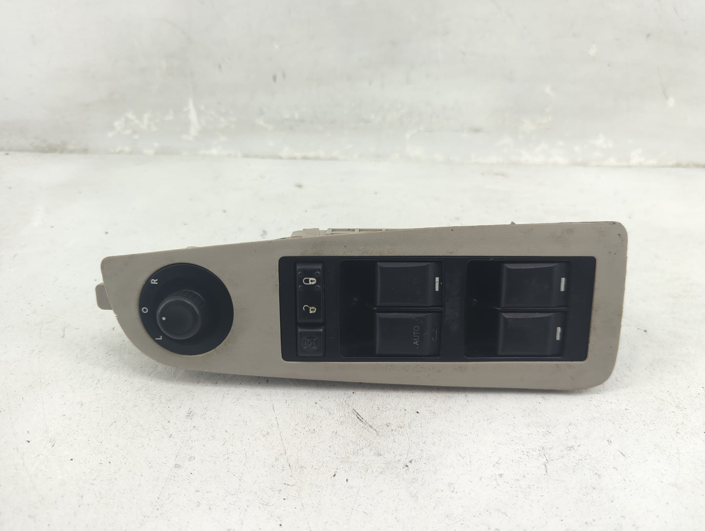 2006-2010 Chrysler 300 Master Power Window Switch Replacement Driver Side Left P/N:04602781AA Fits OEM Used Auto Parts - Oem