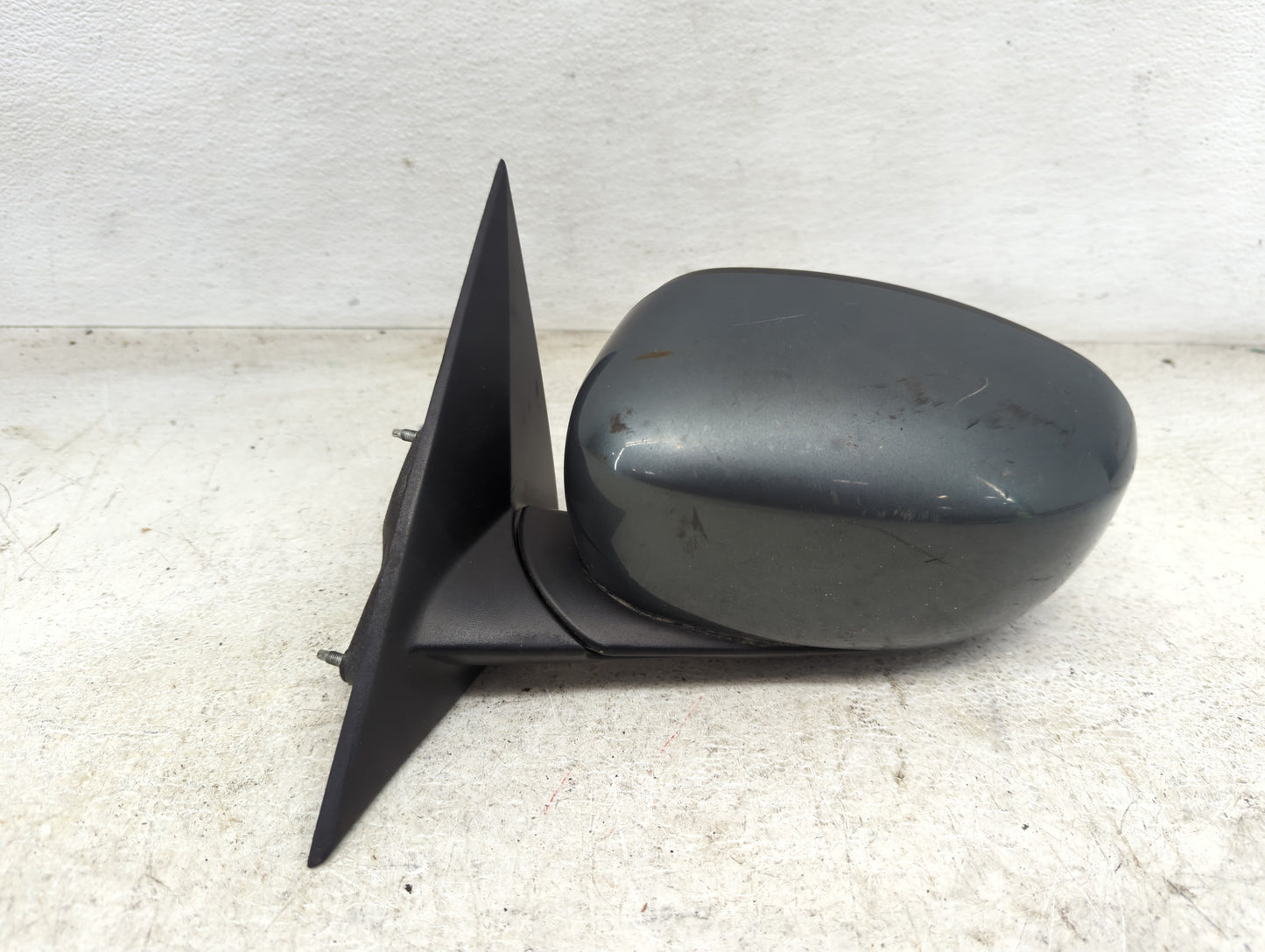 2006 Chrysler 300 Driver Side View Mirror - Left Door Mirror OEM Used - Oemusedautoparts1.com