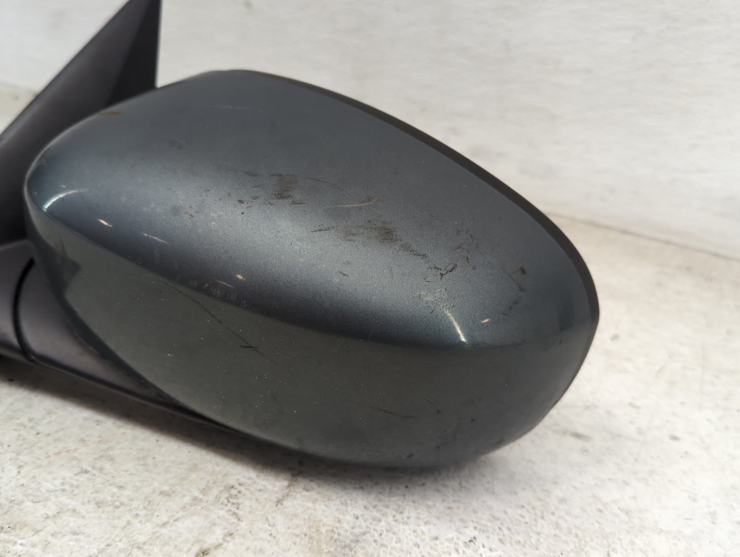 2006 Chrysler 300 Driver Side View Mirror - Left Door Mirror OEM Used - Oemusedautoparts1.com