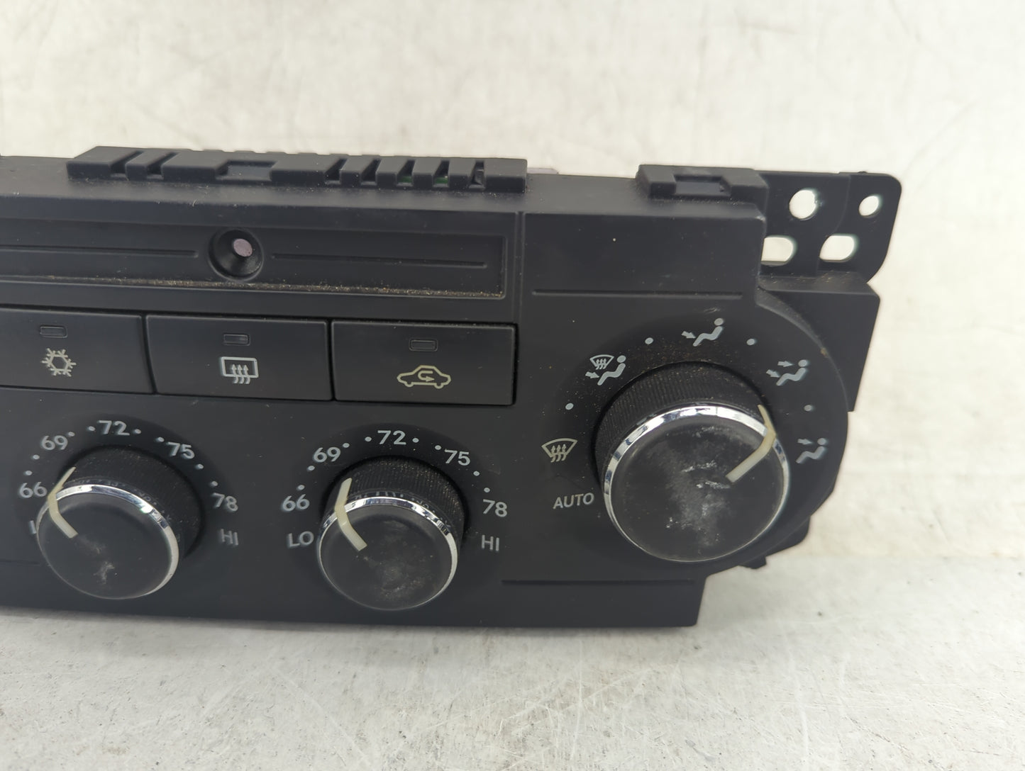 2005-2007 Chrysler 300 Climate Control Module Temperature AC/Heater Replacement P/N:P55111030AG 7H857182 Fits Fits 2005 2006