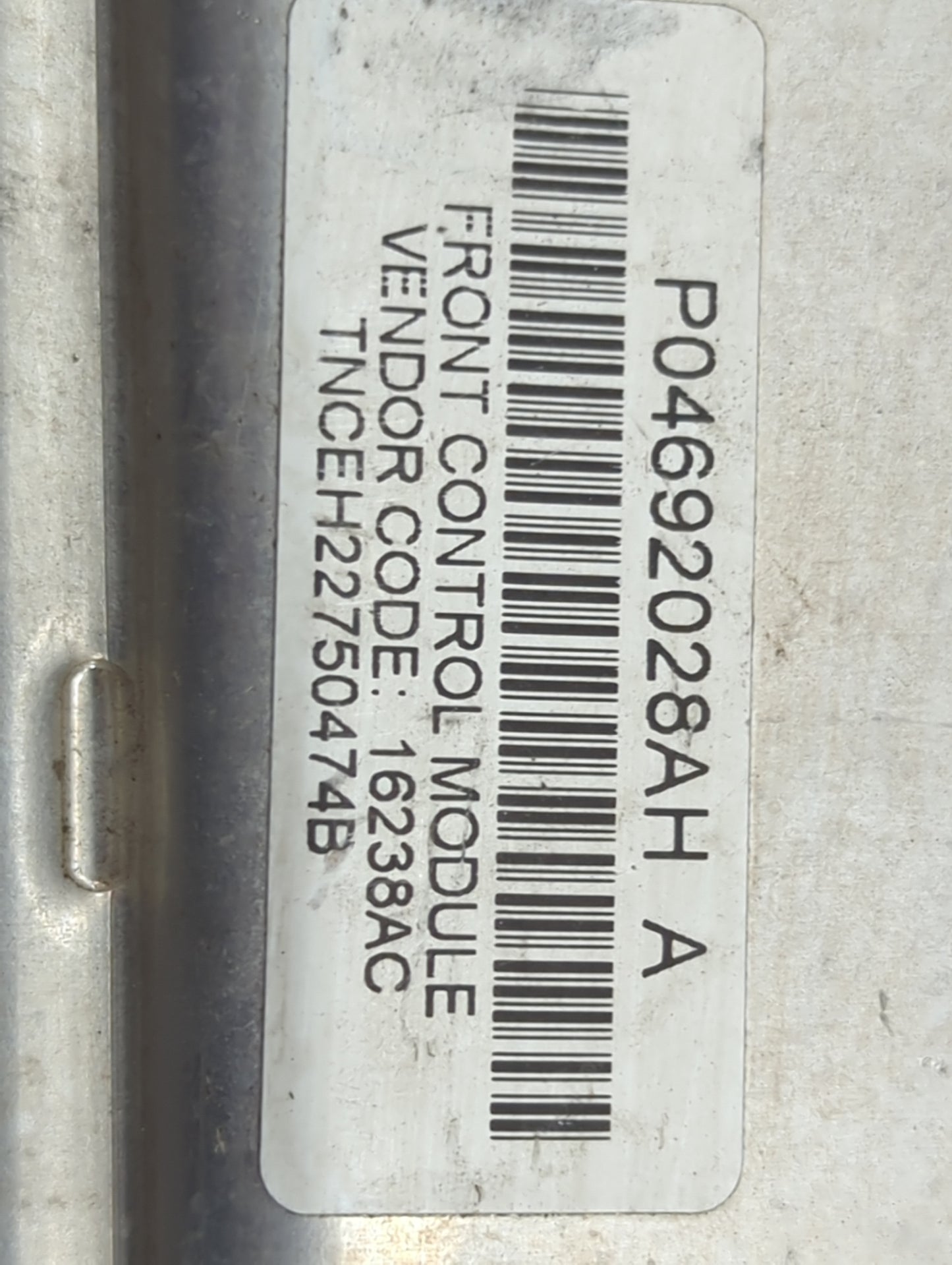 2006-2006 Chrysler 300 Body Control Module Bcm Inner Cabin Fuse Box - Oemusedautoparts1.com