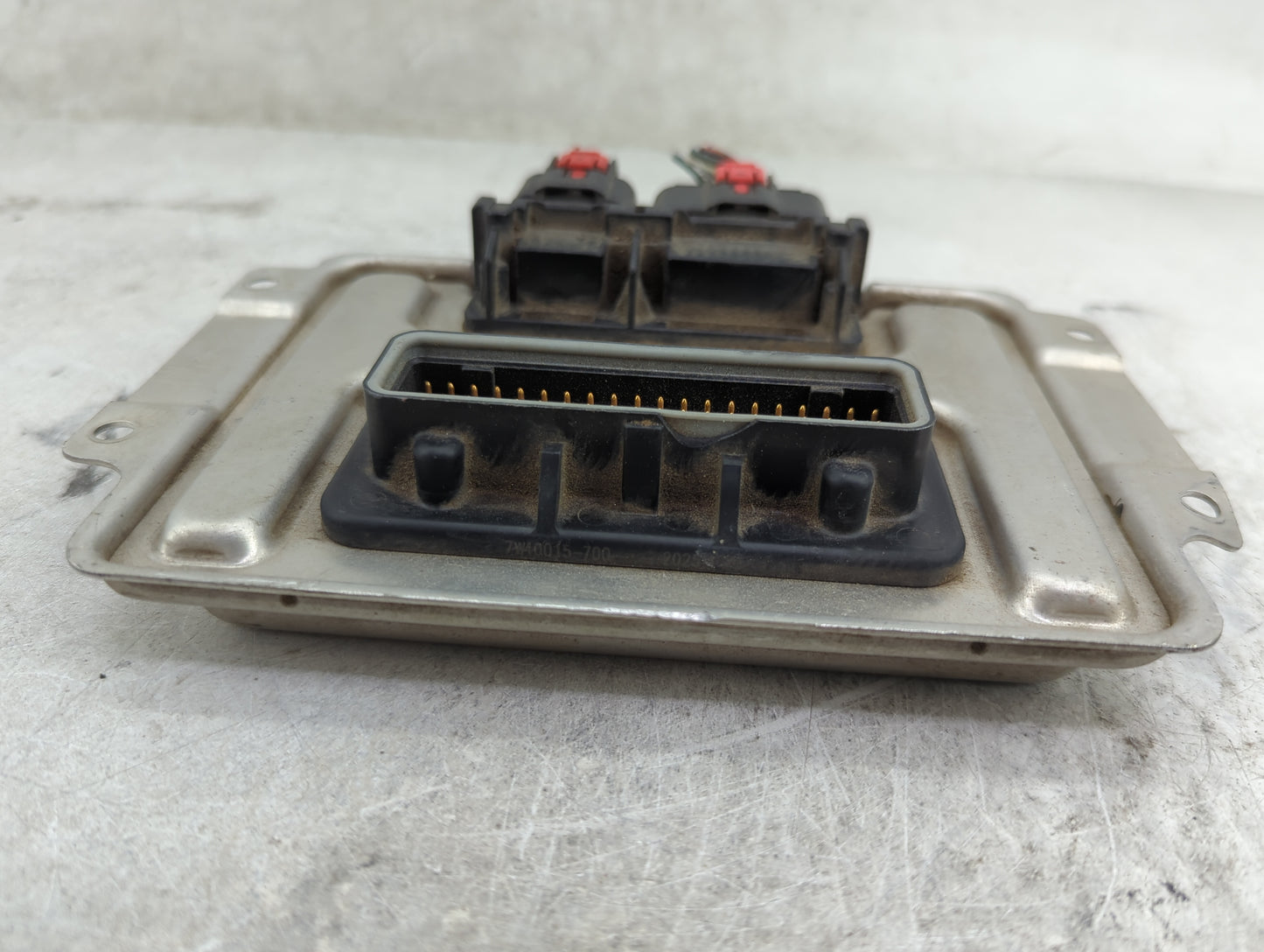 2006-2006 Chrysler 300 Body Control Module Bcm 1447750 - Oemusedautoparts1.com