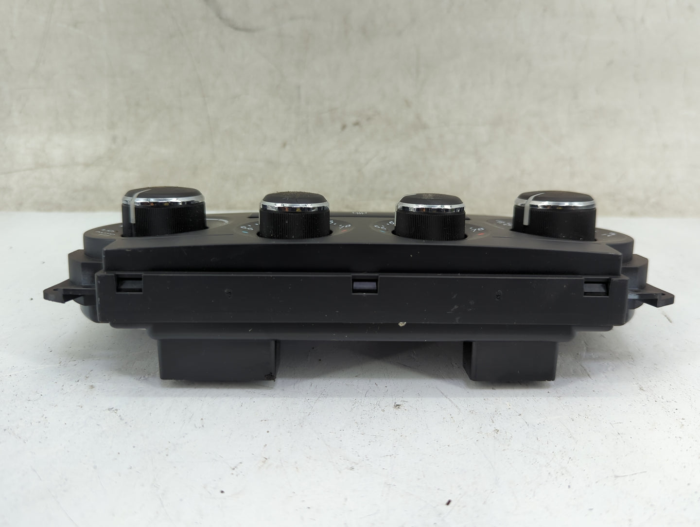 2005-2007 Chrysler 300 Climate Control Module Temperature AC/Heater Replacement P/N:P55111030AE Fits Fits 2005 2006 2007 OEM