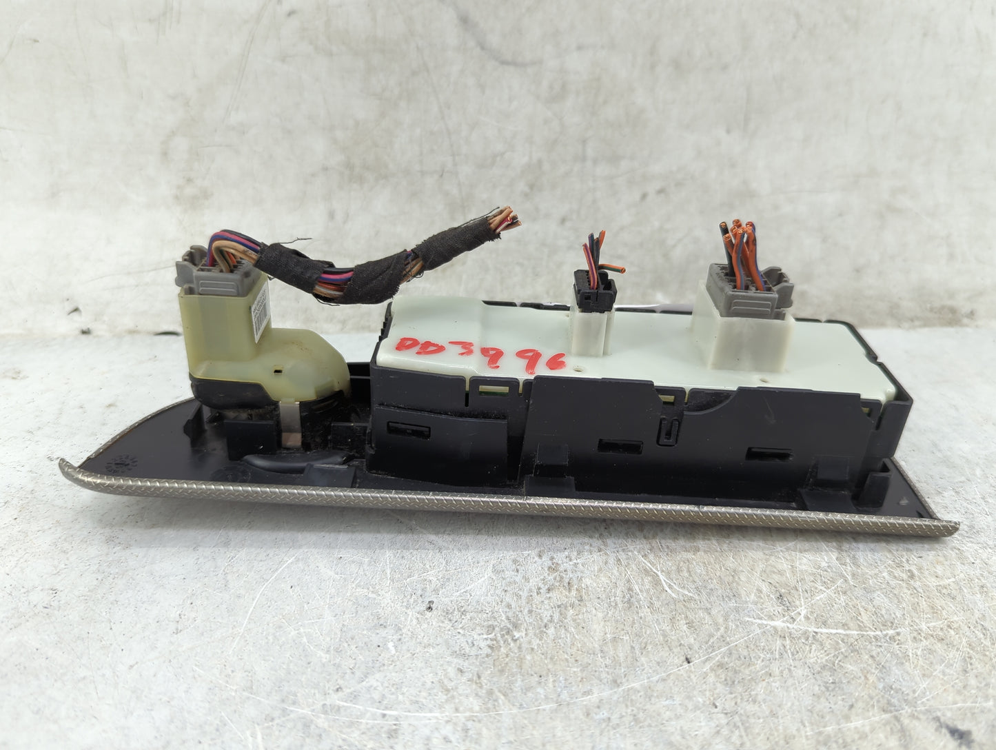 2005-2010 Chrysler 300 Master Power Window Switch Replacement Driver Side Left P/N:56040524AF Fits OEM Used Auto Parts - Oem