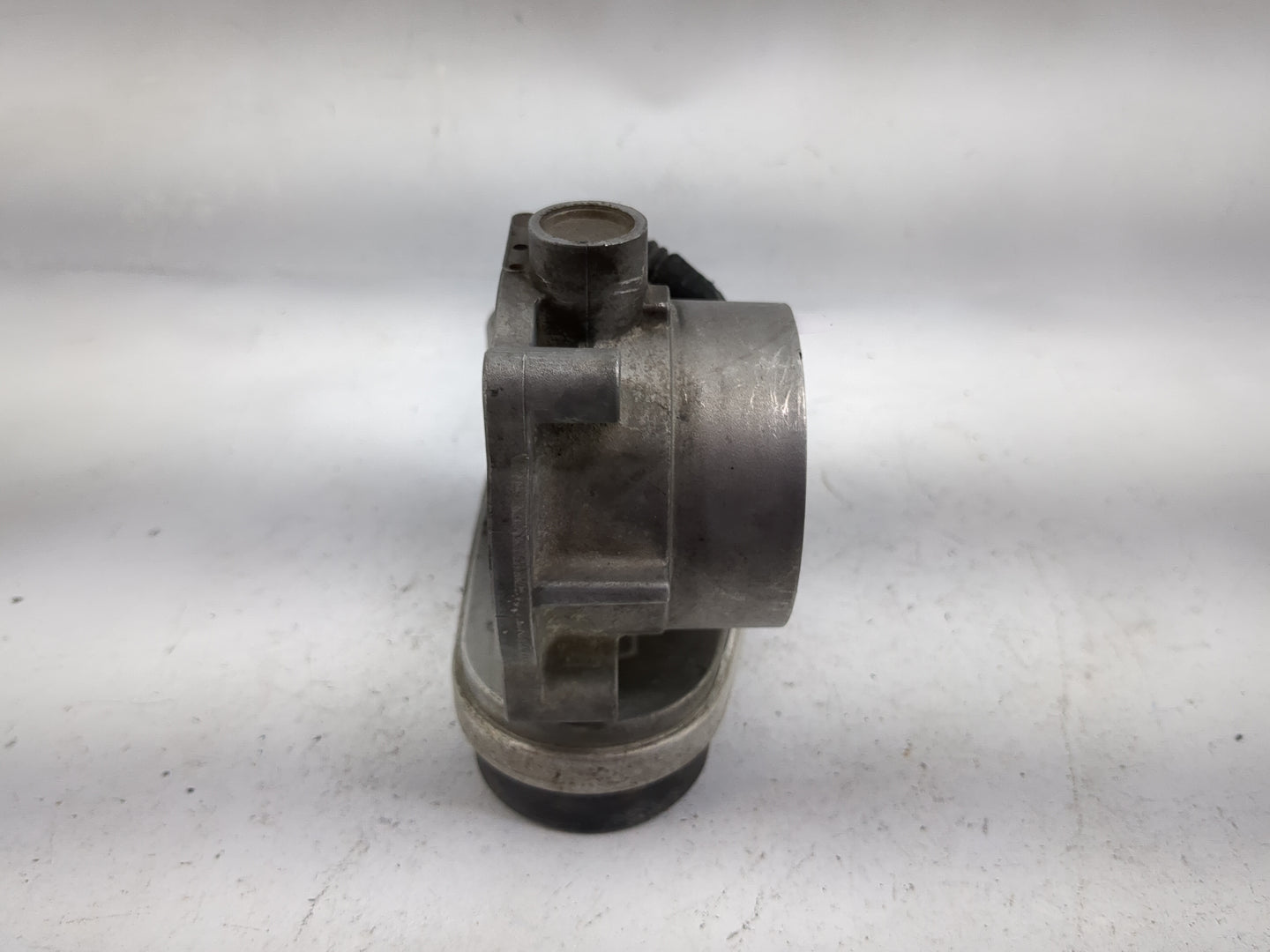2006-2010 Chrysler 300 Throttle Body P/N:04861691AA A2C53099253 Fits Fits 2006 2007 2008 2009 2010 2011 OEM Used Auto Parts 