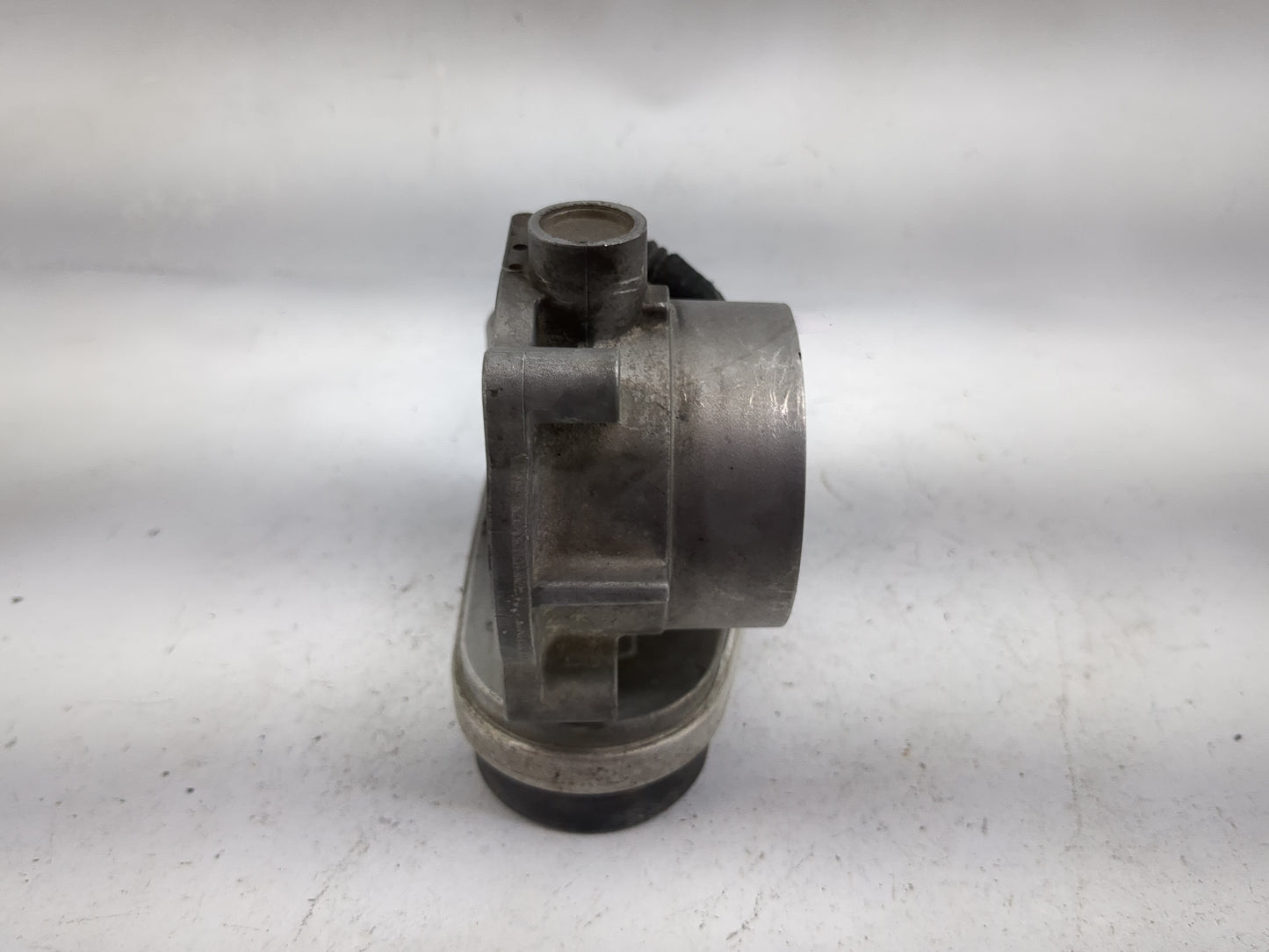 2006-2010 Chrysler 300 Throttle Body P/N:04861691AA A2C53099253 Fits Fits 2006 2007 2008 2009 2010 2011 OEM Used Auto Parts 