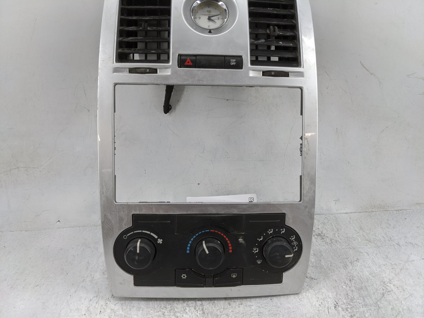 2005-2007 Chrysler 300 Climate Control Module Temperature AC/Heater Replacement P/N:P55111870AI Fits Fits 2005 2006 2007 OEM