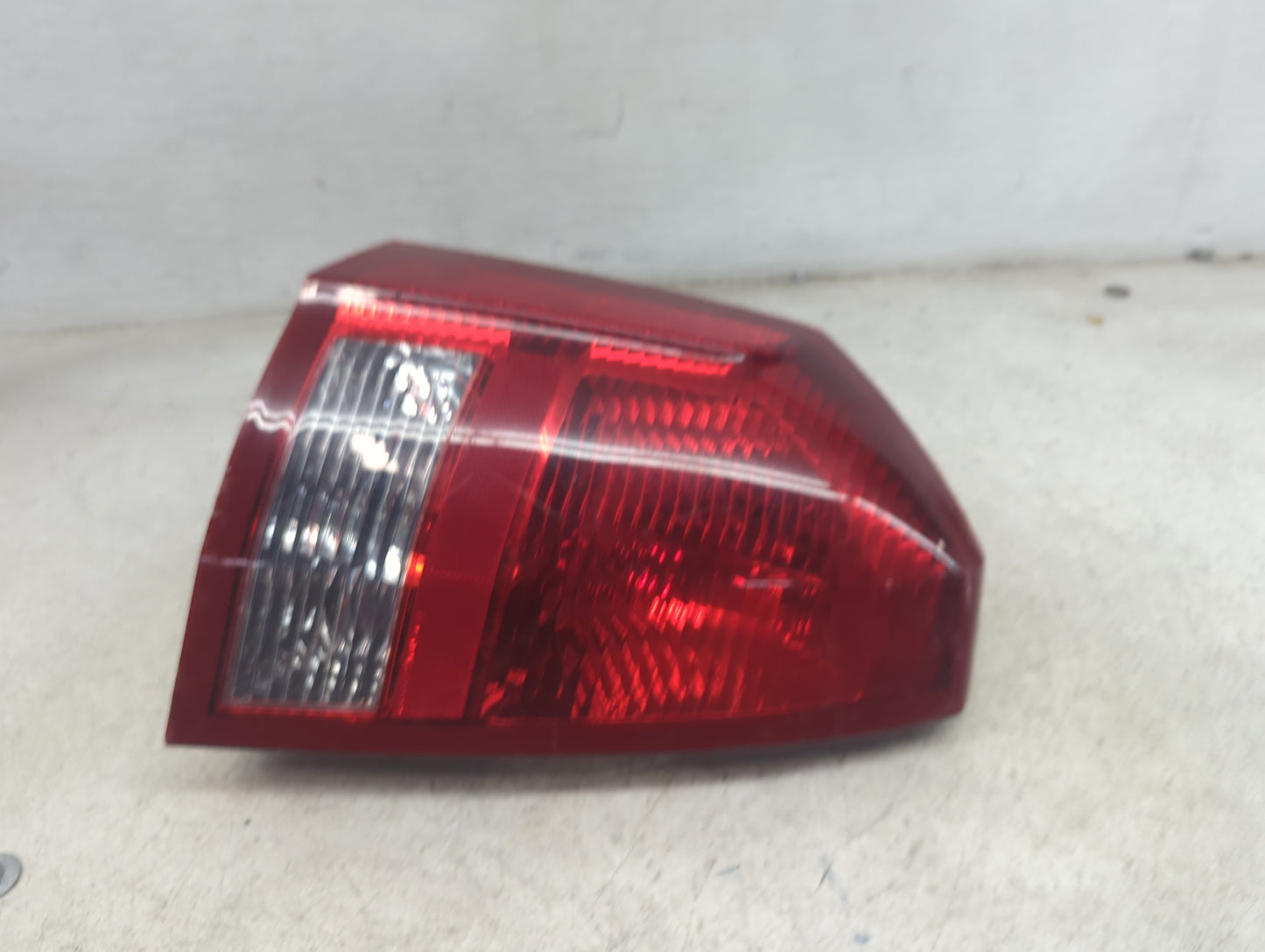 2005-2007 Chrysler 300 Tail Light Assembly Driver Left OEM Fits Fits 2005 2006 2007 OEM Used Auto Parts - Oemusedautoparts1.