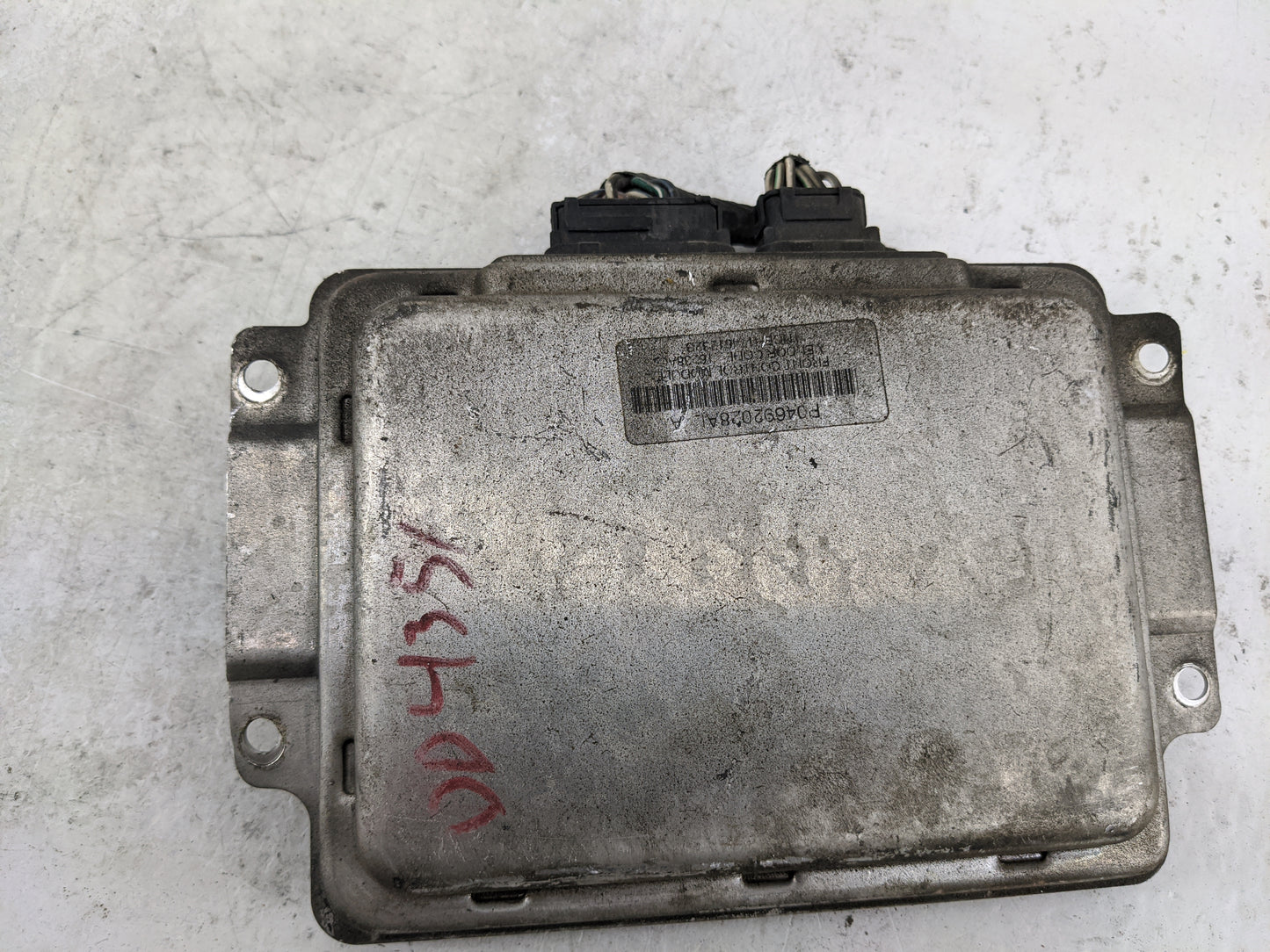 2006-2006 Chrysler 300 Body Control Module Bcm P04692028al - Oemusedautoparts1.com