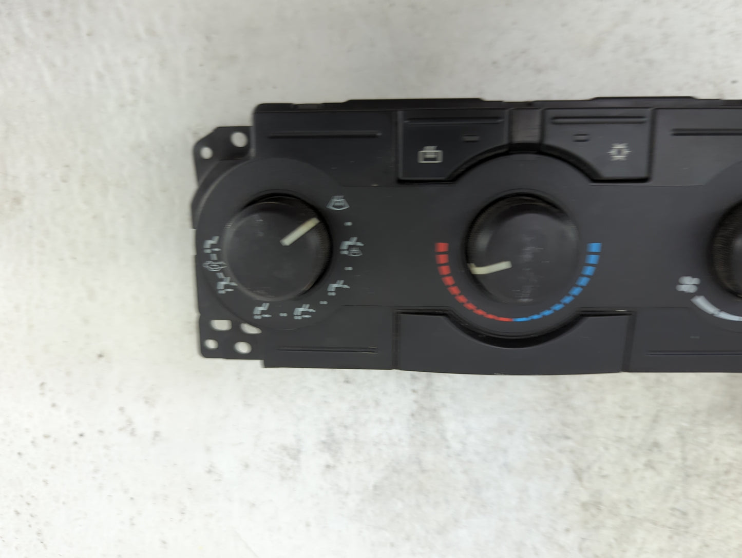2005-2007 Chrysler 300 Climate Control Module Temperature AC/Heater Replacement P/N:P55111870AH 55111870AH Fits OEM Used Aut