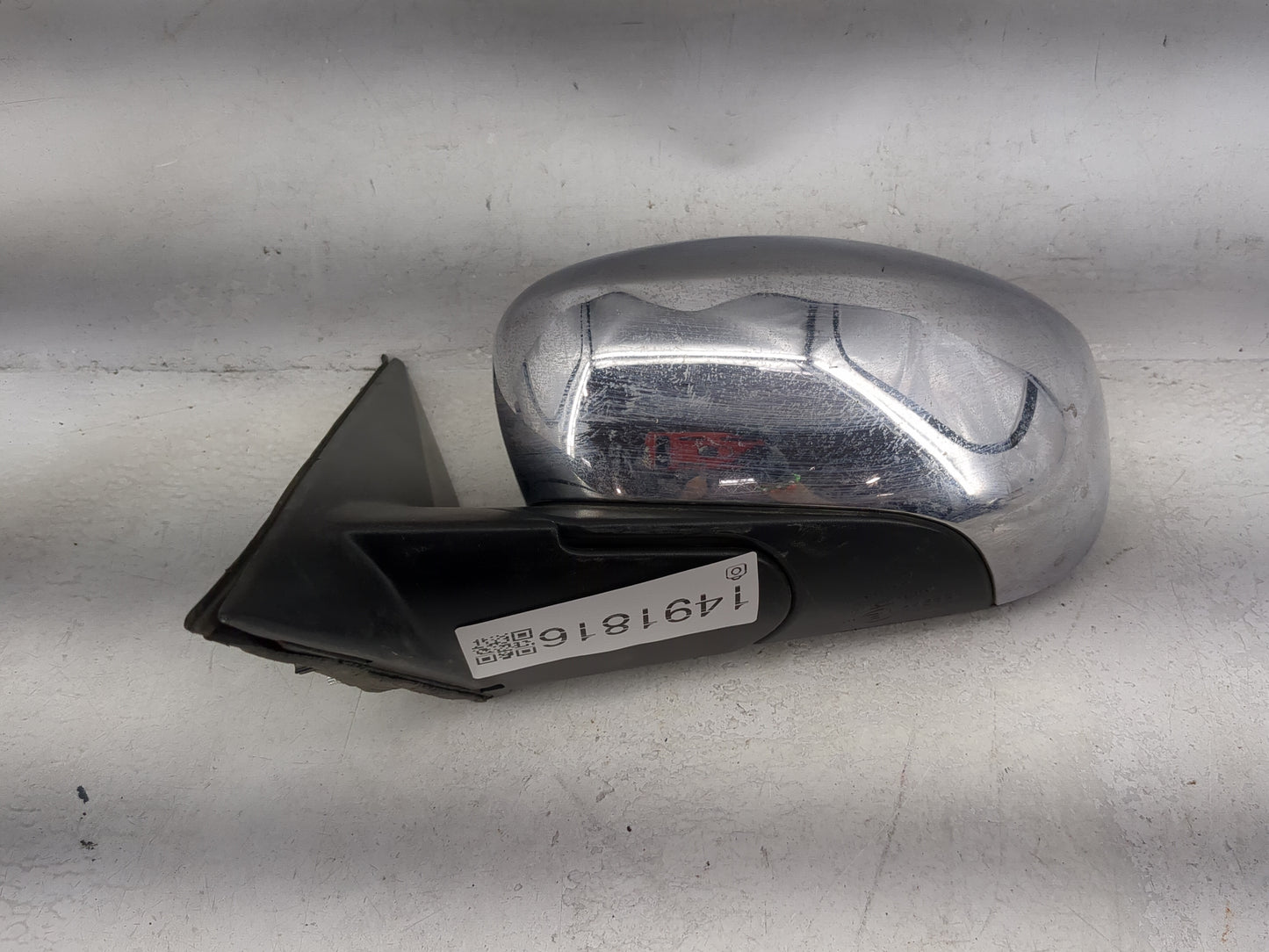 2005-2010 Chrysler 300 Driver Side View Mirror - Left Door Mirror OEM Used - Oemusedautoparts1.com