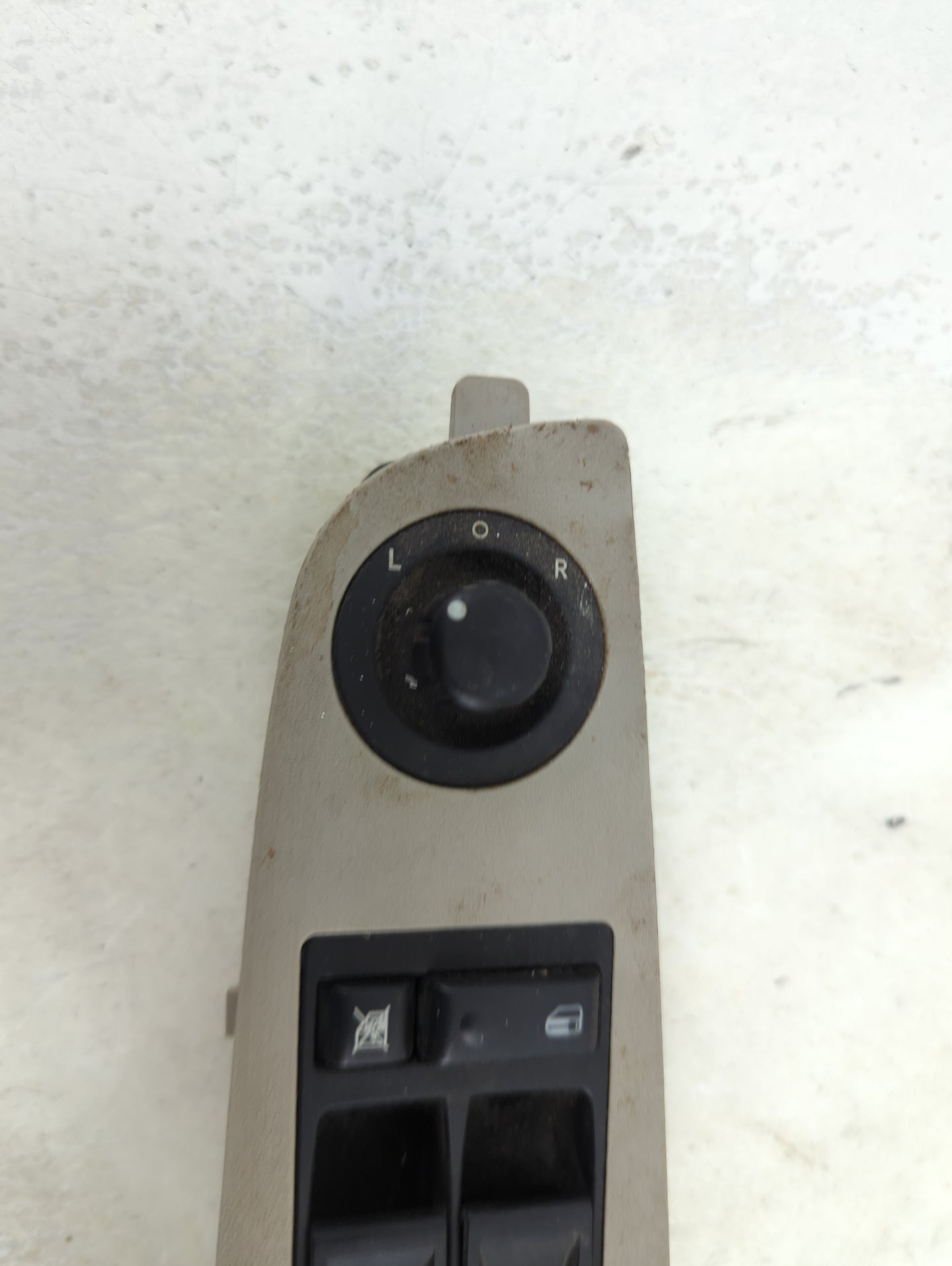 2006-2010 Chrysler 300 Master Power Window Switch Replacement Driver Side Left P/N:04802736AA 04602736AA Fits OEM Used Auto 