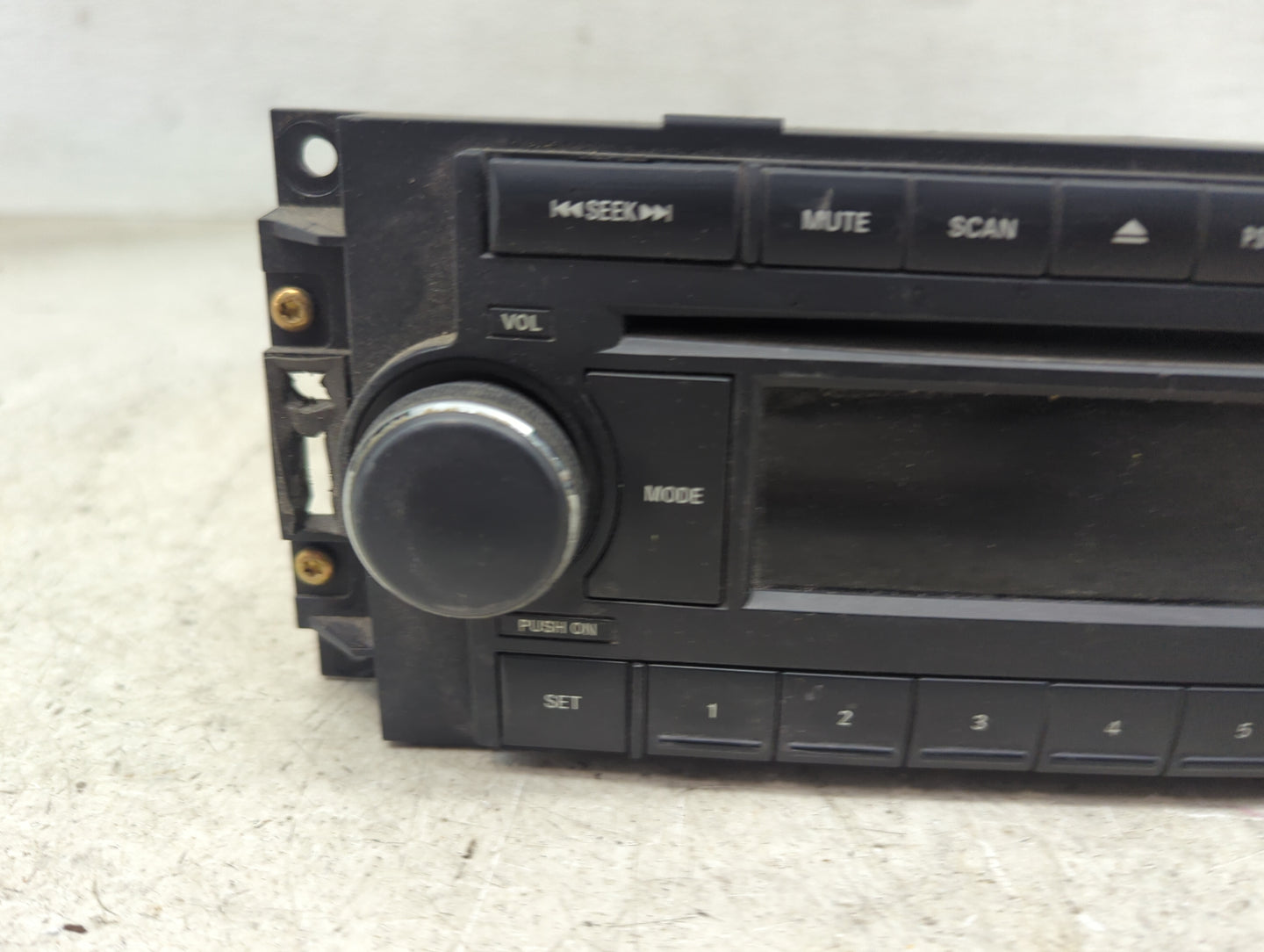 2005-2007 Chrysler 300 Radio AM FM Cd Player Receiver Replacement P/N:P05064071AG Fits Fits 2005 2006 2007 2008 2009 OEM Use