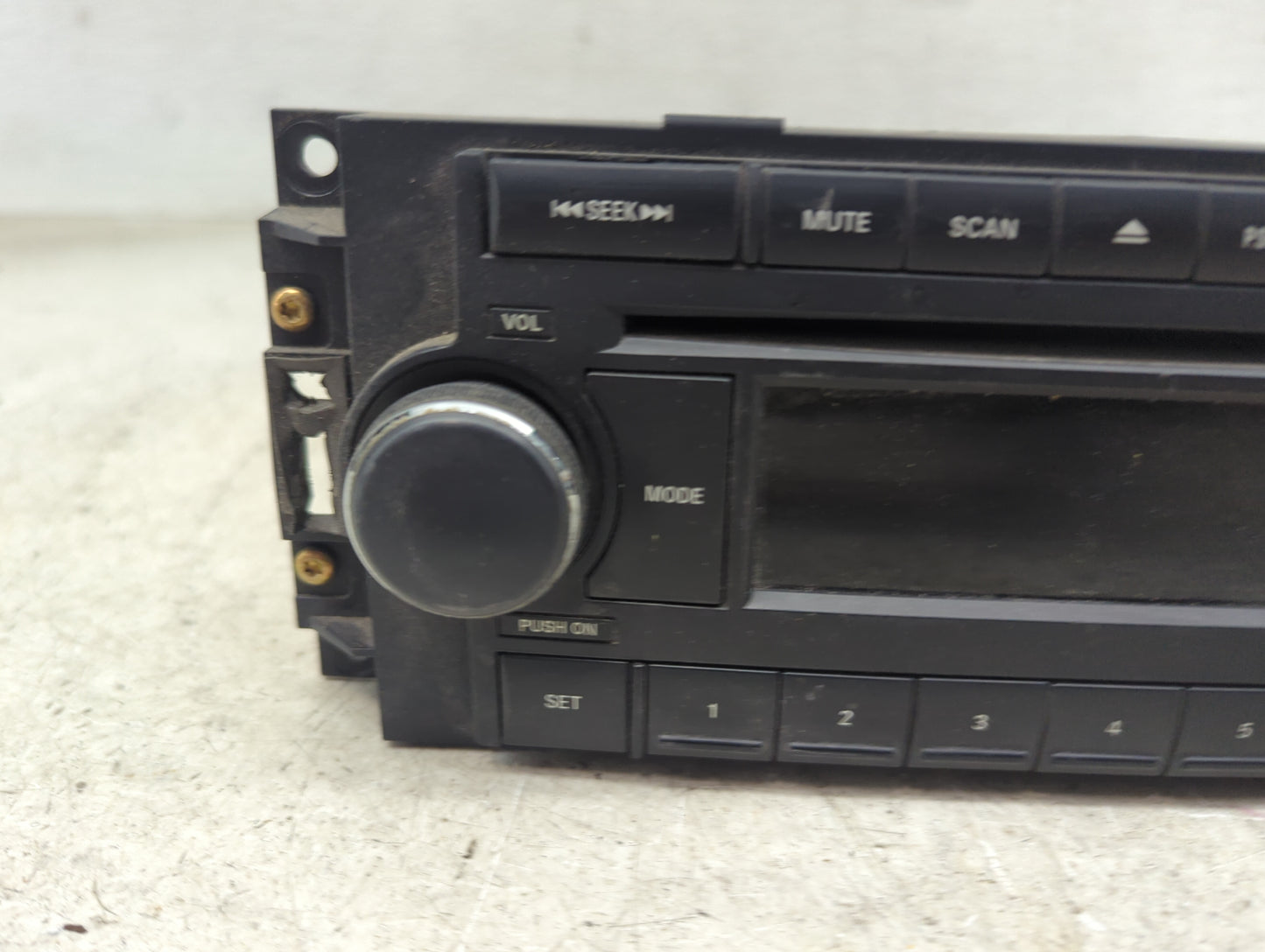 2005-2007 Chrysler 300 Radio AM FM Cd Player Receiver Replacement P/N:P05064071AG Fits Fits 2005 2006 2007 2008 2009 OEM Use