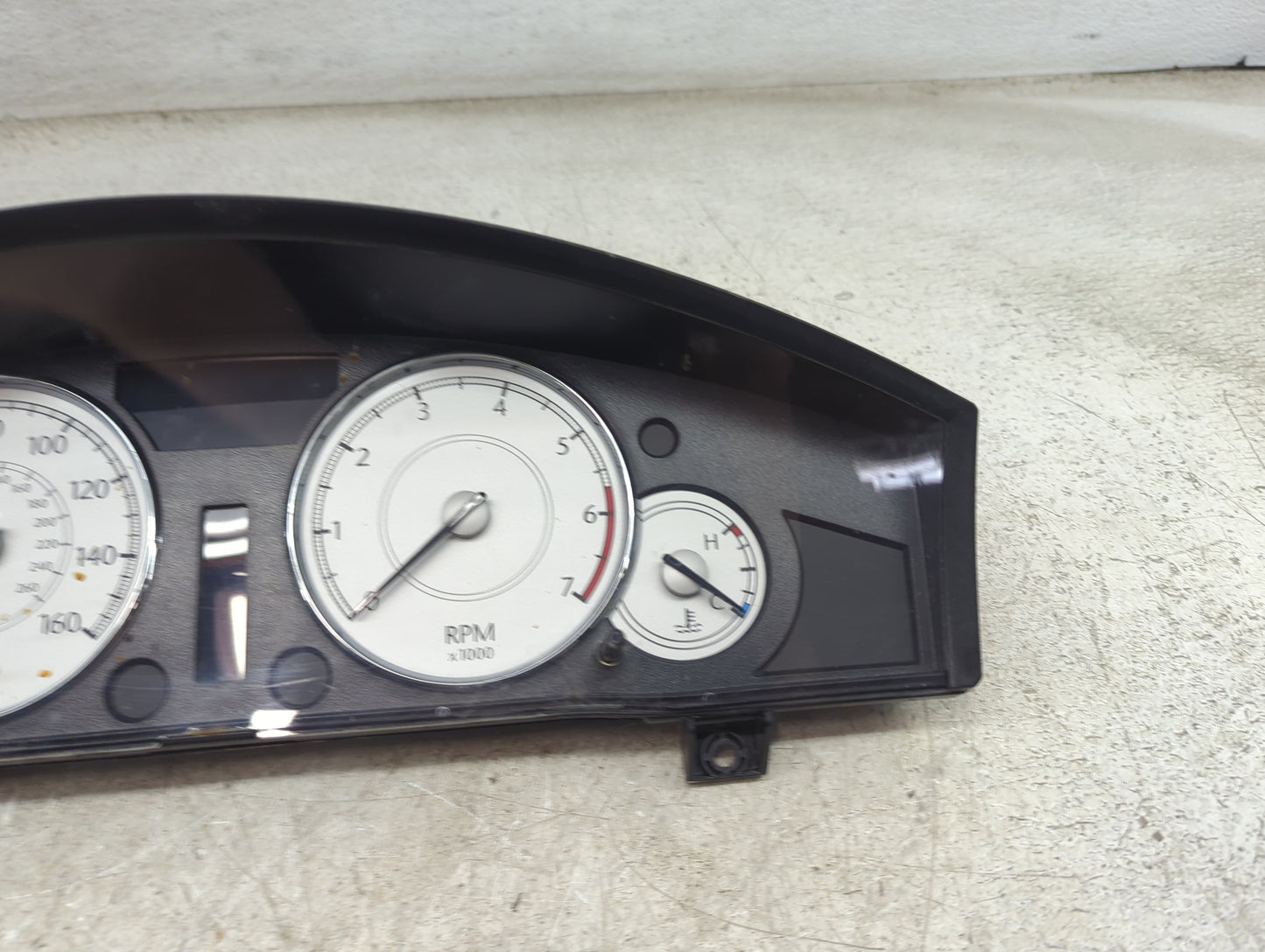 2005 Chrysler 300 Instrument Cluster Speedometer Gauges P/N:P56044940AF TQ4QI1135R80LF, 04836990AA Miles: Fits OEM Used Auto