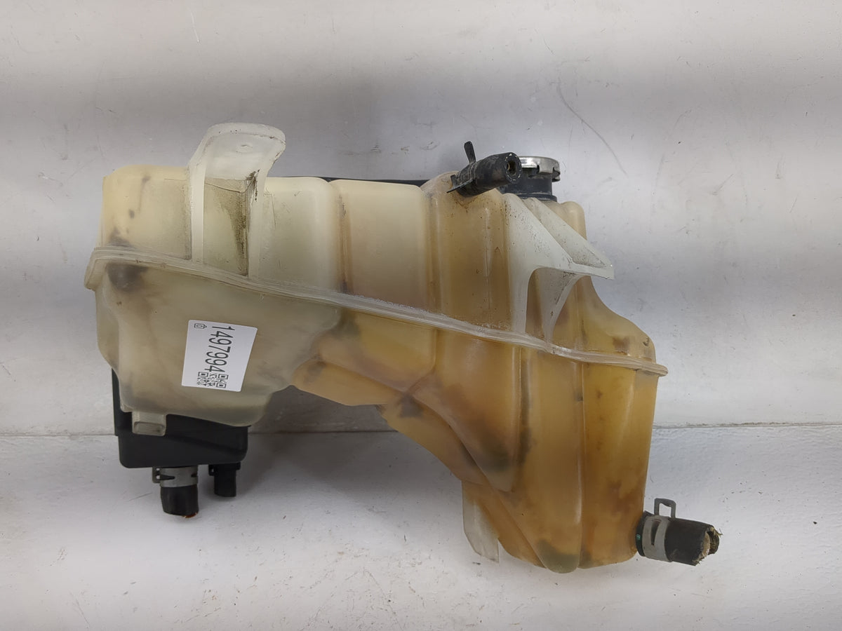 2006-2010 Chrysler 300 Radiator Coolant Overflow Expansion Tank Bottle 1497994 - Oemusedautoparts1.com