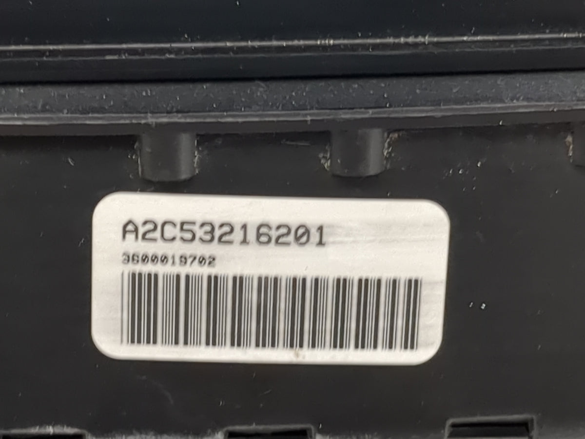 2006 Chrysler 300 Instrument Cluster Speedometer Gauges P/N:A2C53216201 Miles:142K Fits OEM Used Auto Parts - Oemusedautopar