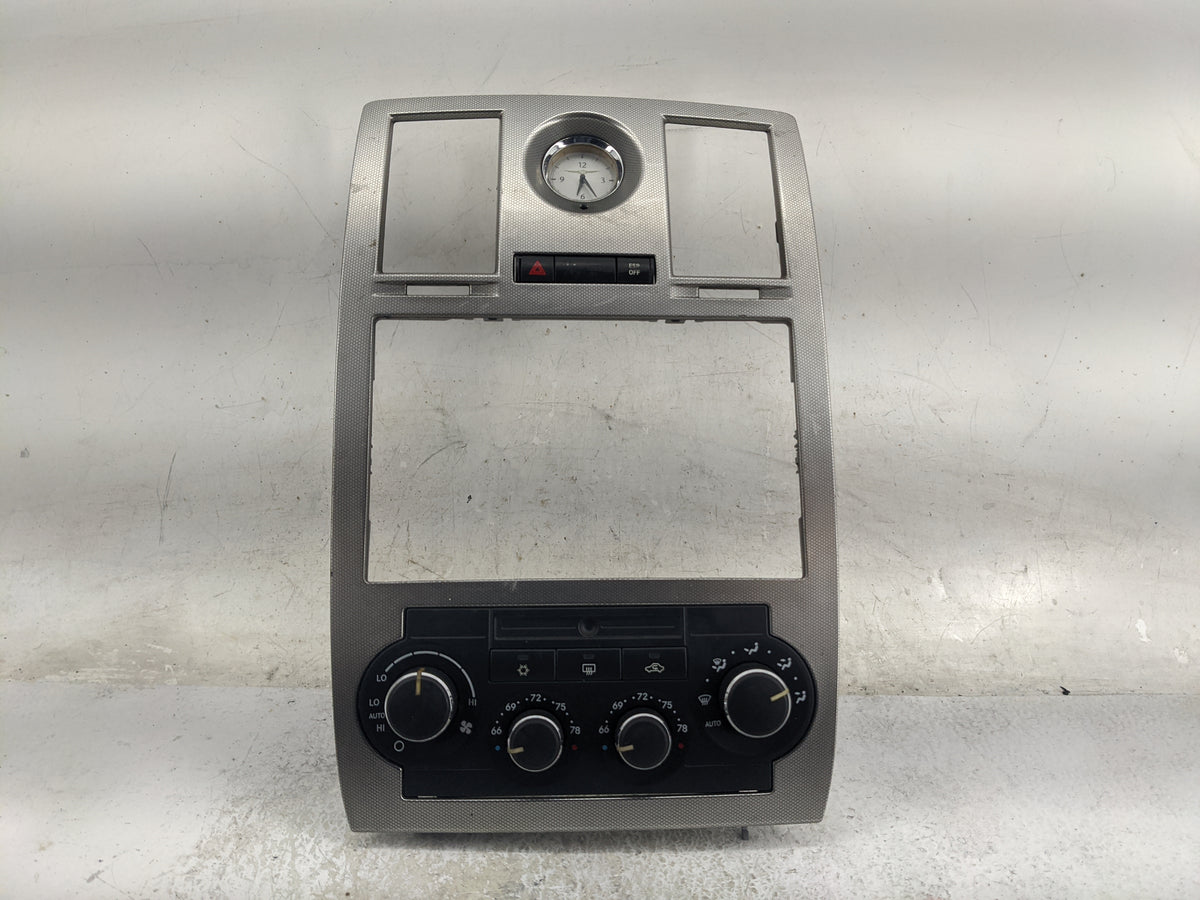 2005-2007 Chrysler 300 Climate Control Module Temperature AC/Heater Replacement P/N:P55111030AE 75196 Fits Fits 2005 2006 20