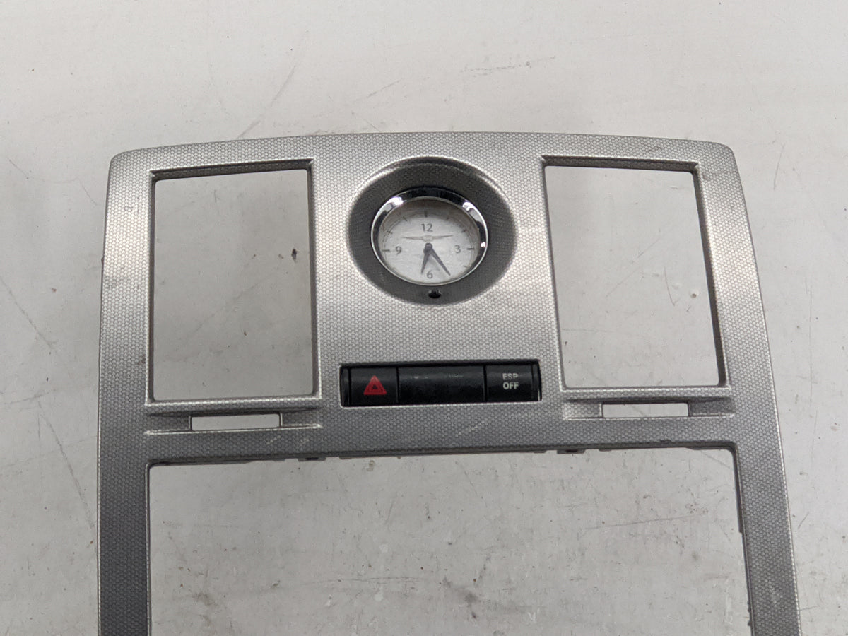 2005-2007 Chrysler 300 Climate Control Module Temperature AC/Heater Replacement P/N:P55111030AE 75196 Fits Fits 2005 2006 20