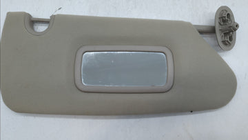 2005-2007 Chrysler 300 Sun Visor Shade Replacement Passenger Right Mirror Fits Fits 2005 2006 2007 OEM Used Auto Parts - Oem