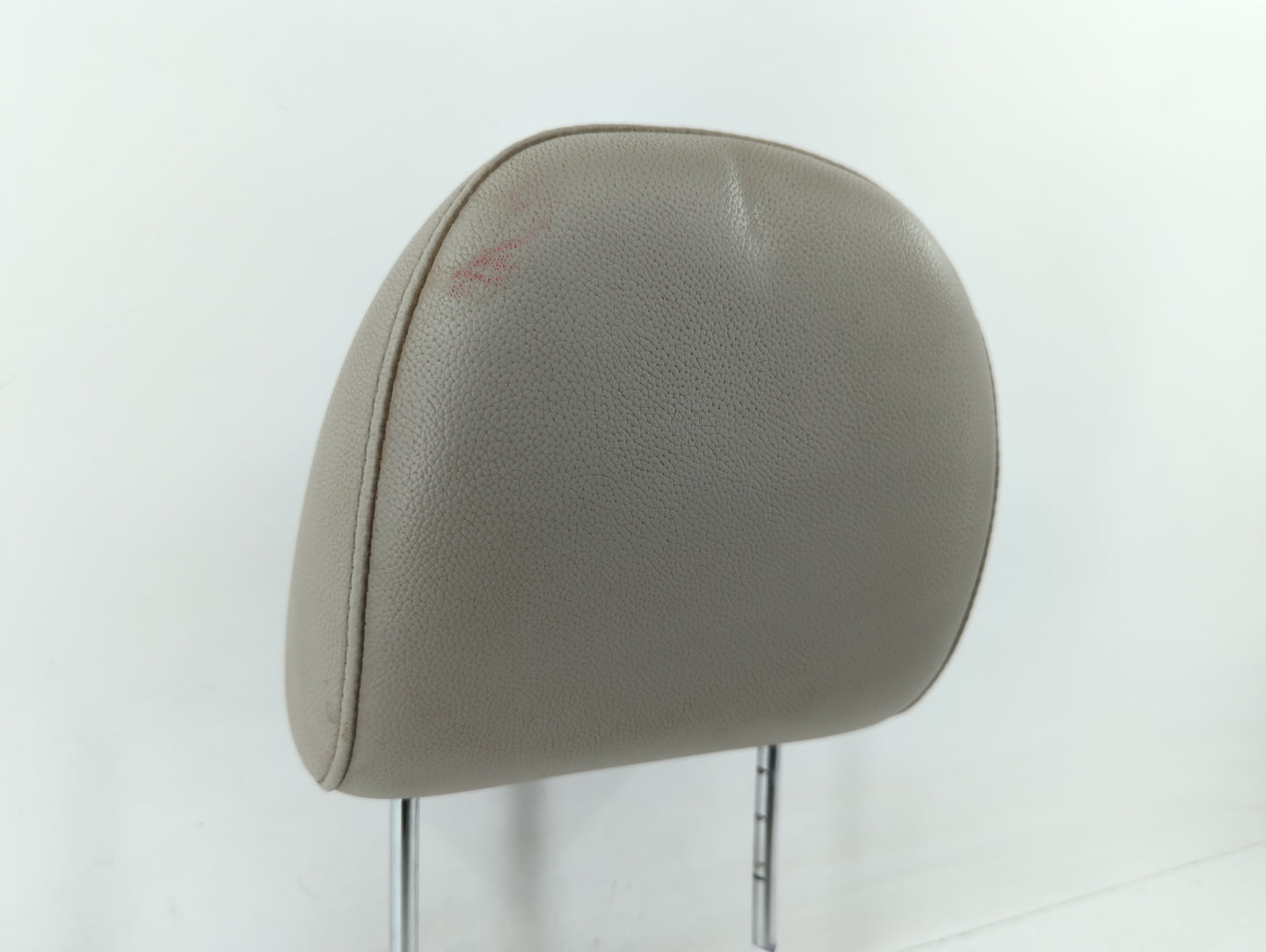 2005-2007 Chrysler 300 Headrest Head Rest Rear Seat Fits Fits 2005 2006 2007 OEM Used Auto Parts - Oemusedautoparts1.com