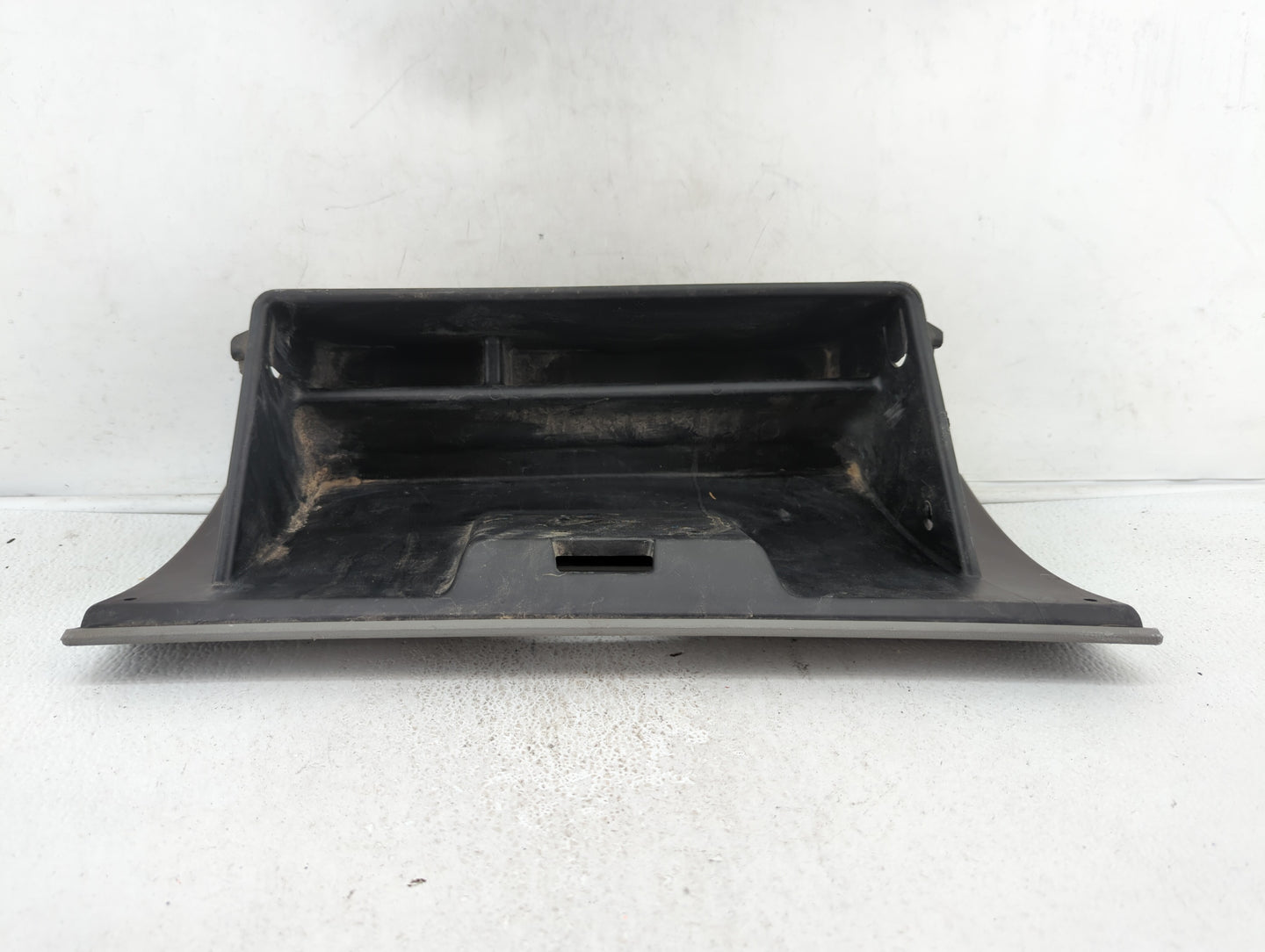 2006 Chrysler 300 Passenger Glove Box Door Storage Compartment Grey - Oemusedautoparts1.com