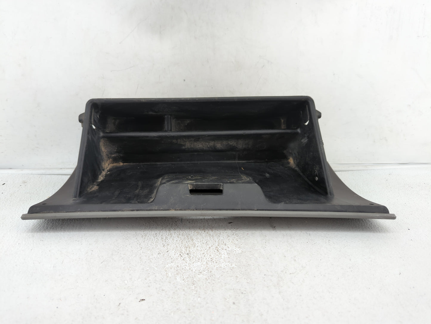 2006 Chrysler 300 Passenger Glove Box Door Storage Compartment Grey - Oemusedautoparts1.com