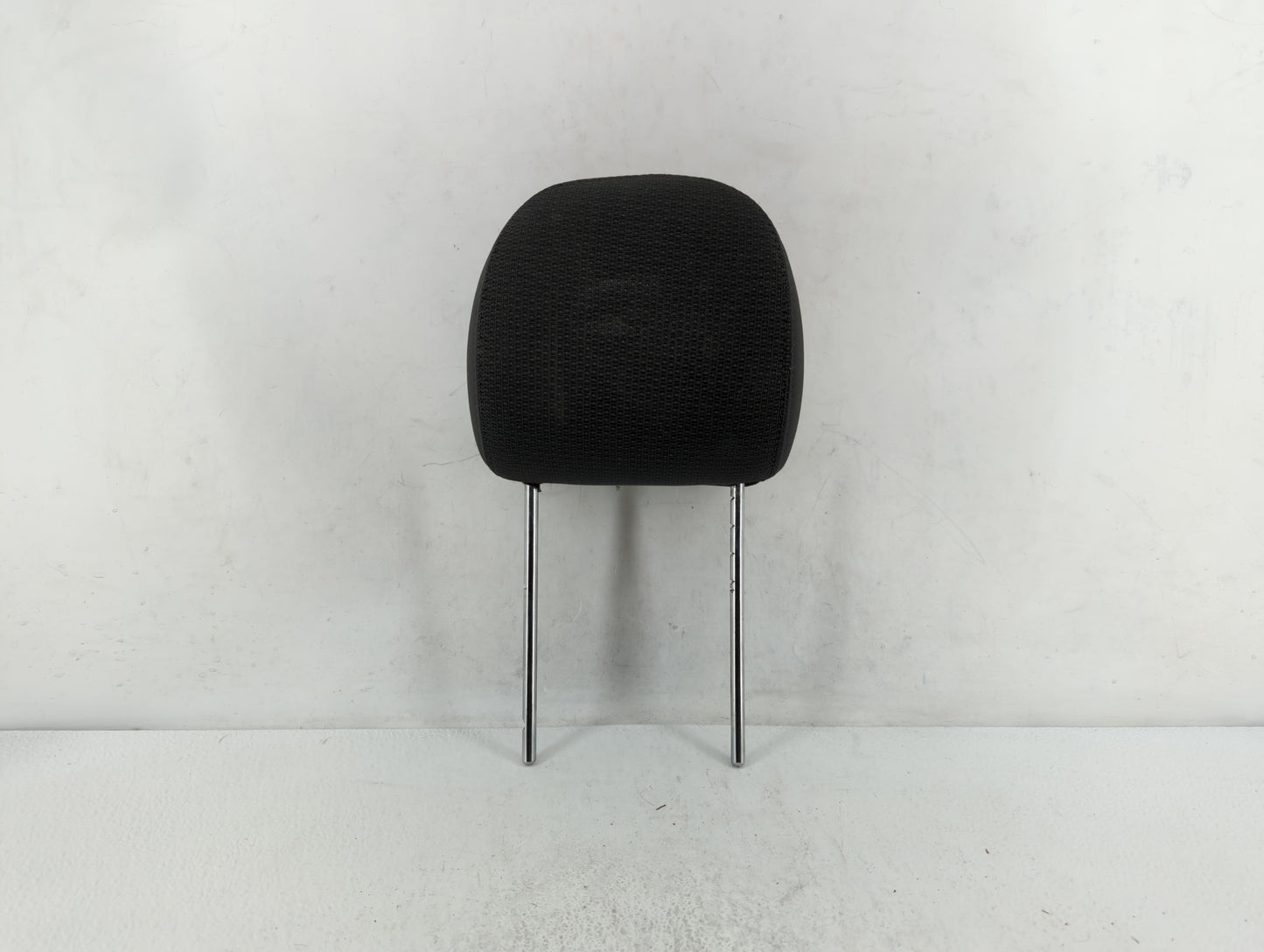 2005-2007 Chrysler 300 Headrest Head Rest Front Driver Passenger Seat Fits Fits 2005 2006 2007 OEM Used Auto Parts - Oemused