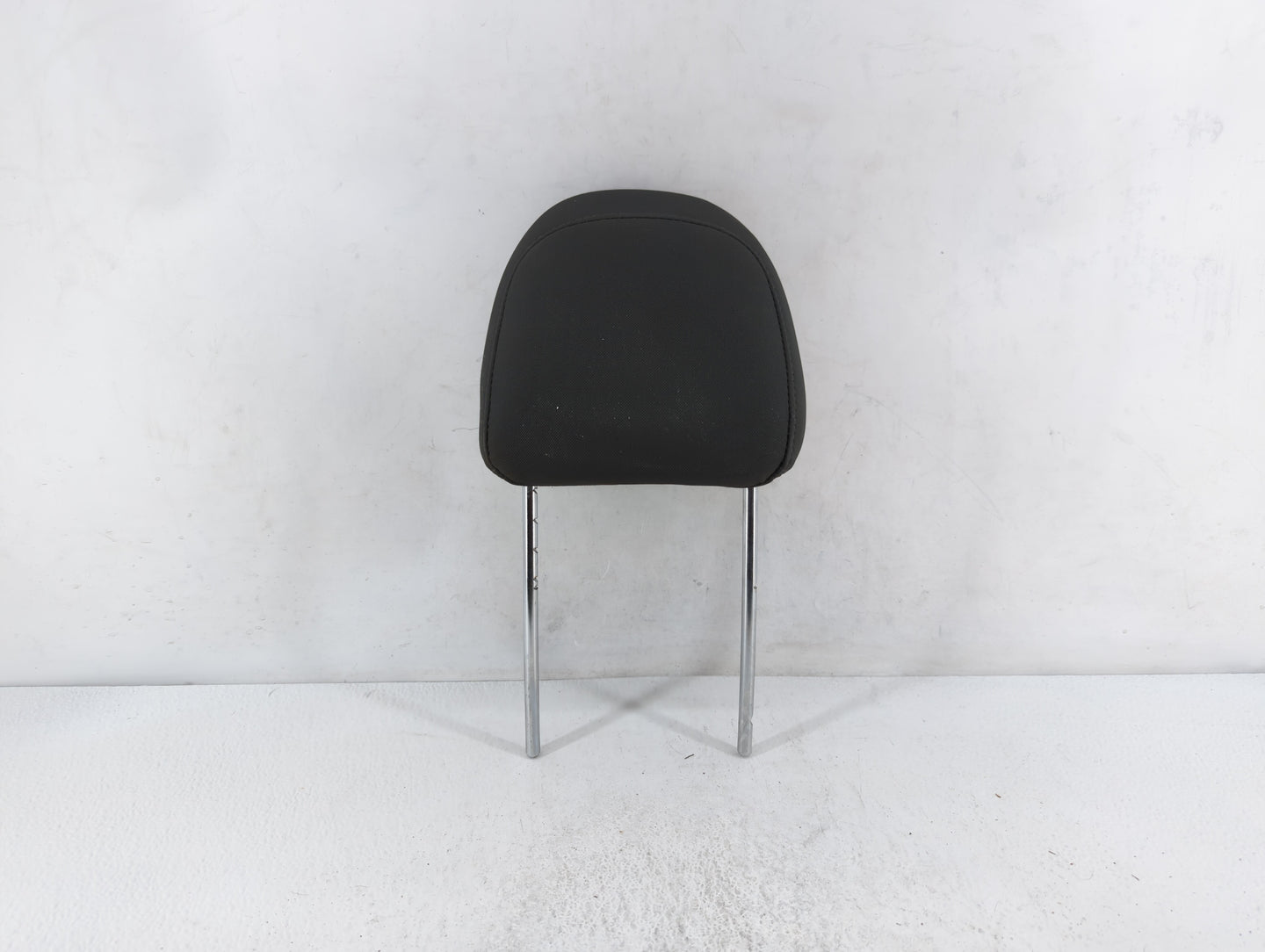 2005-2007 Chrysler 300 Headrest Head Rest Front Driver Passenger Seat Fits Fits 2005 2006 2007 OEM Used Auto Parts - Oemused