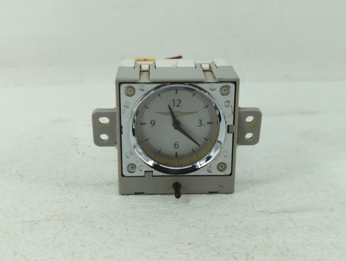 2006 Chrysler 300 Digitial Dash Clock P/N:04602626AB 04602385AC Fits OEM Used Auto Parts - Oemusedautoparts1.com