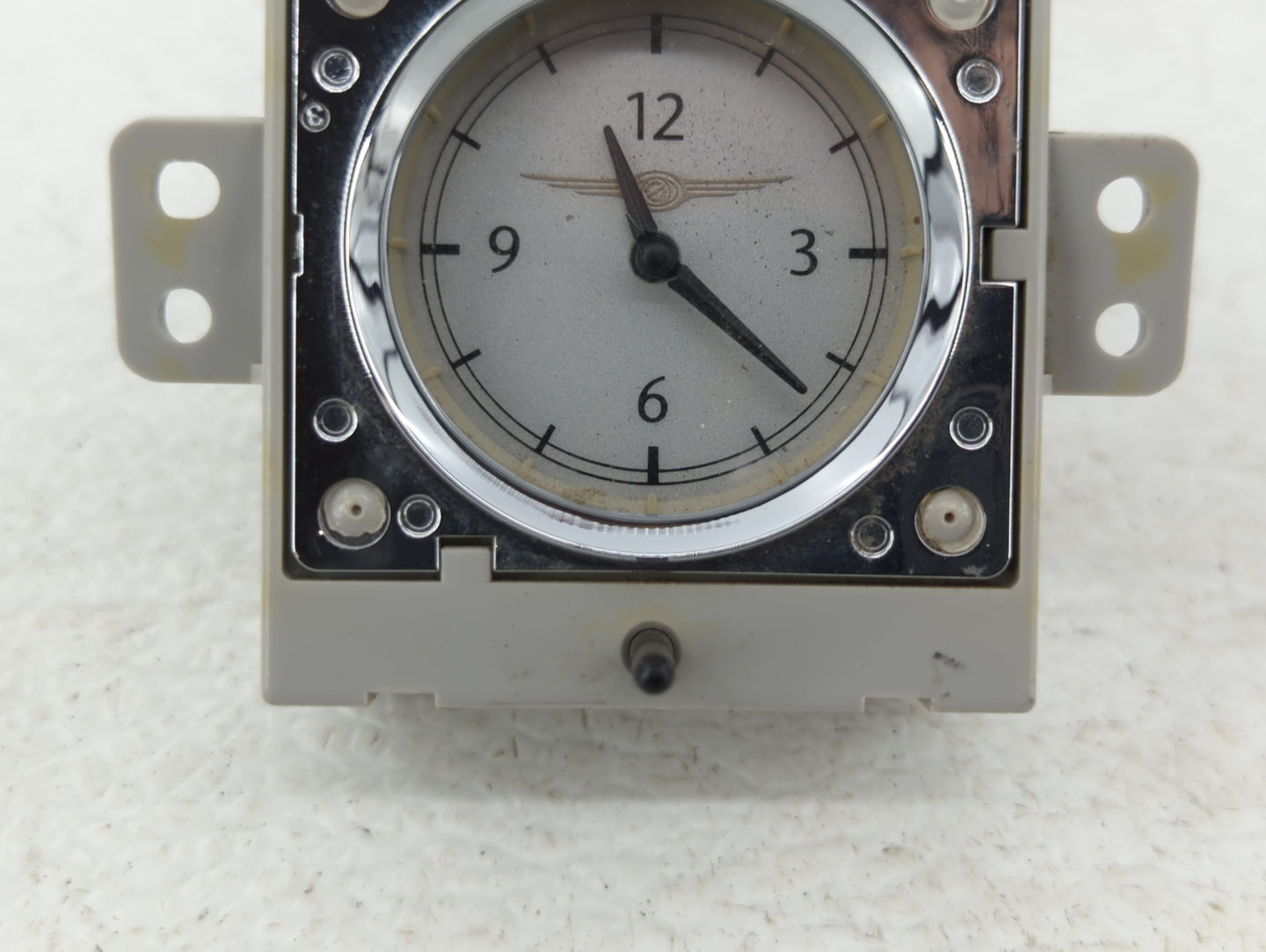 2006 Chrysler 300 Digitial Dash Clock P/N:04602626AB 04602385AC Fits OEM Used Auto Parts - Oemusedautoparts1.com