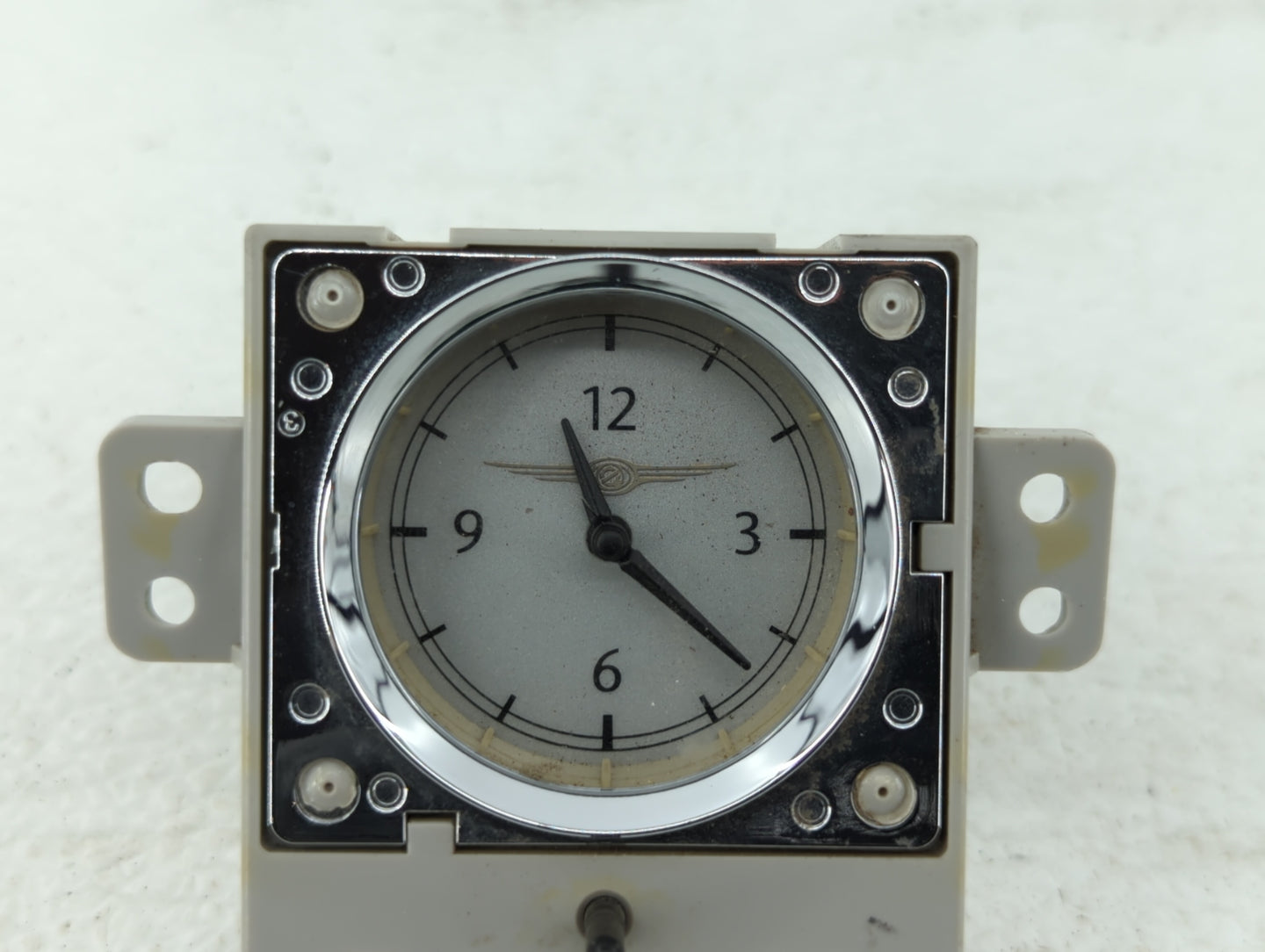 2006 Chrysler 300 Digitial Dash Clock P/N:04602626AB 04602385AC Fits OEM Used Auto Parts - Oemusedautoparts1.com