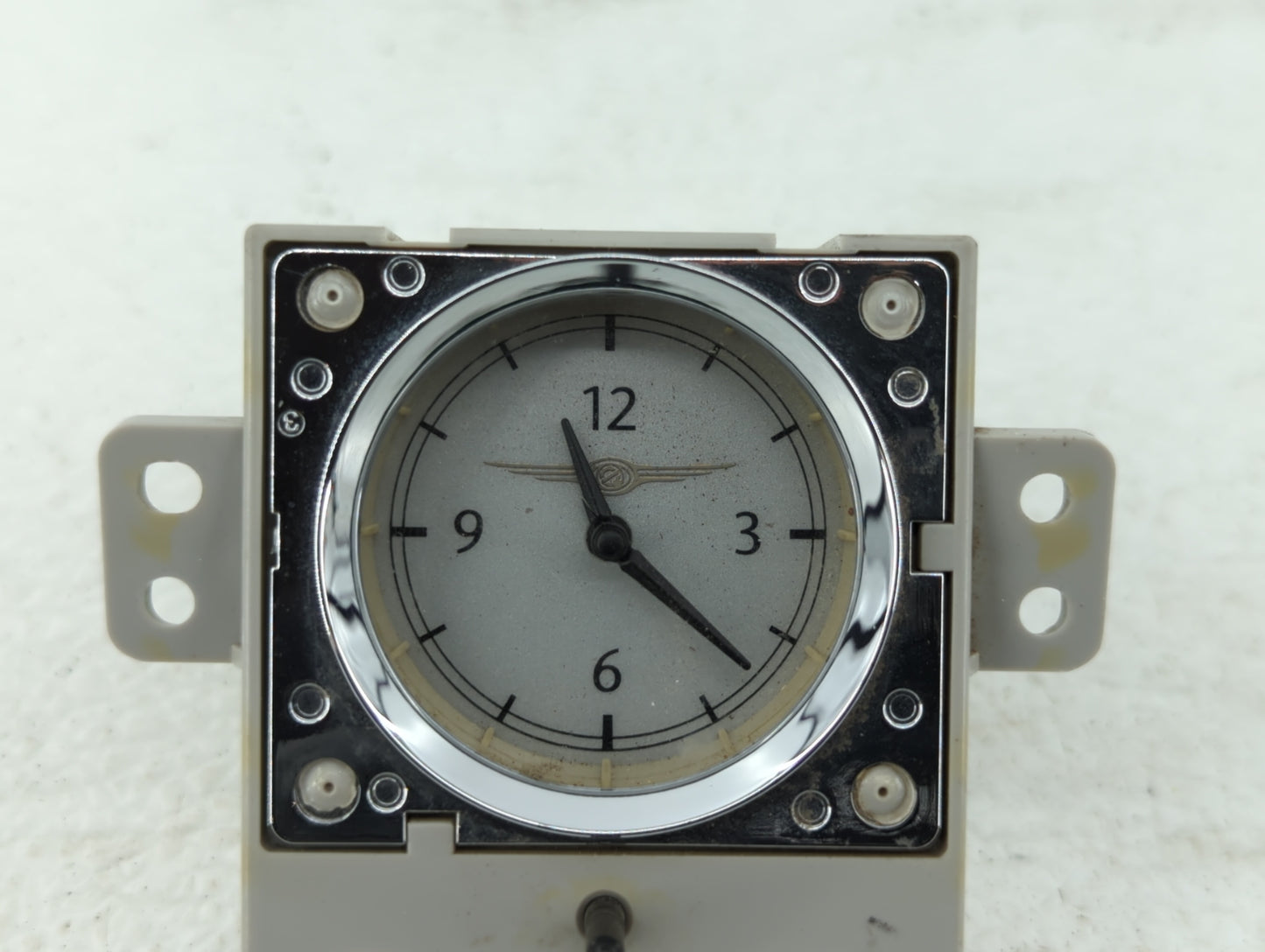 2006 Chrysler 300 Digitial Dash Clock P/N:04602626AB 04602385AC Fits OEM Used Auto Parts - Oemusedautoparts1.com