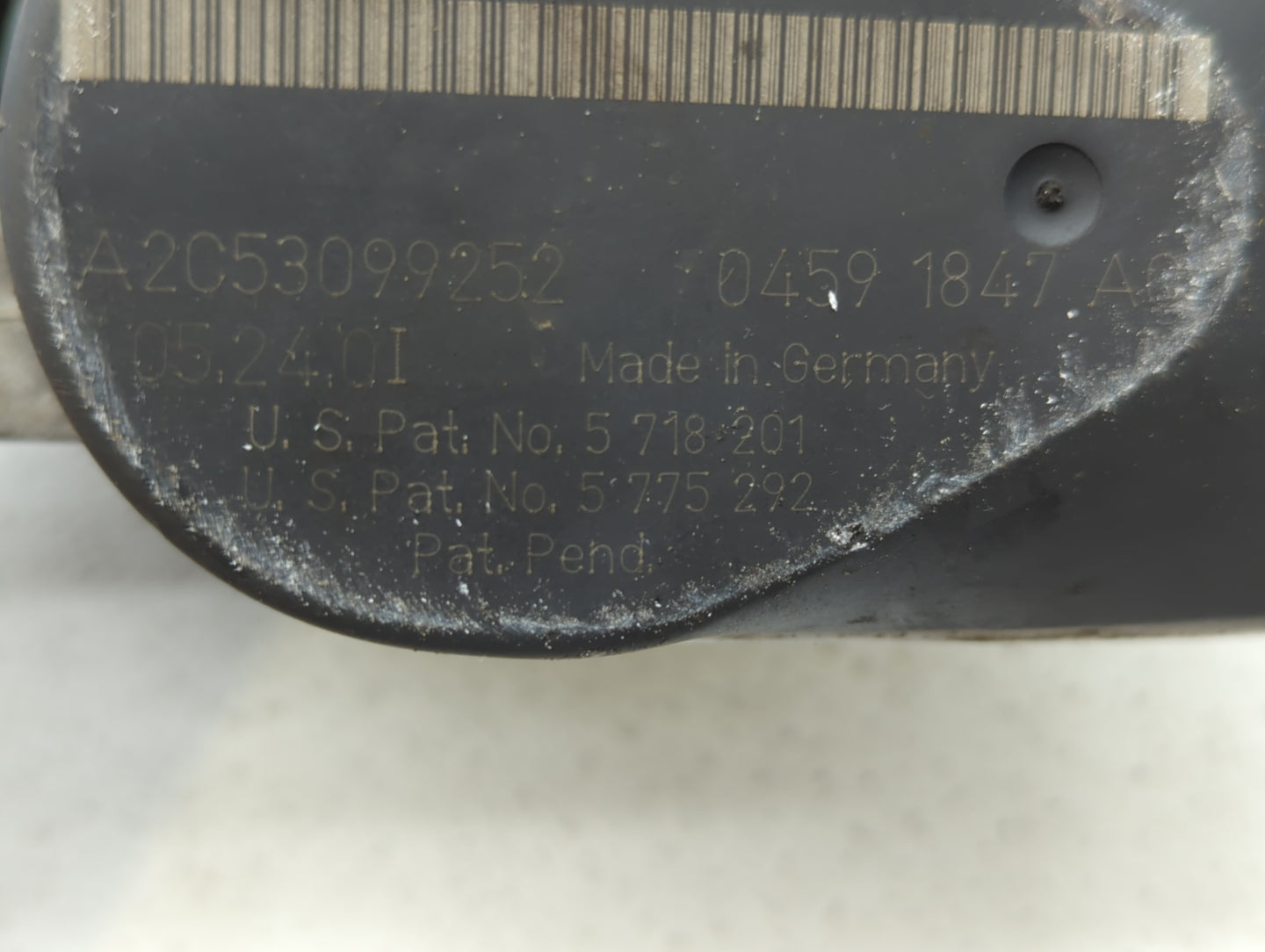 2006 Chrysler 300 Throttle Body P/N:04591847AC Fits OEM Used Auto Parts - Oemusedautoparts1.com