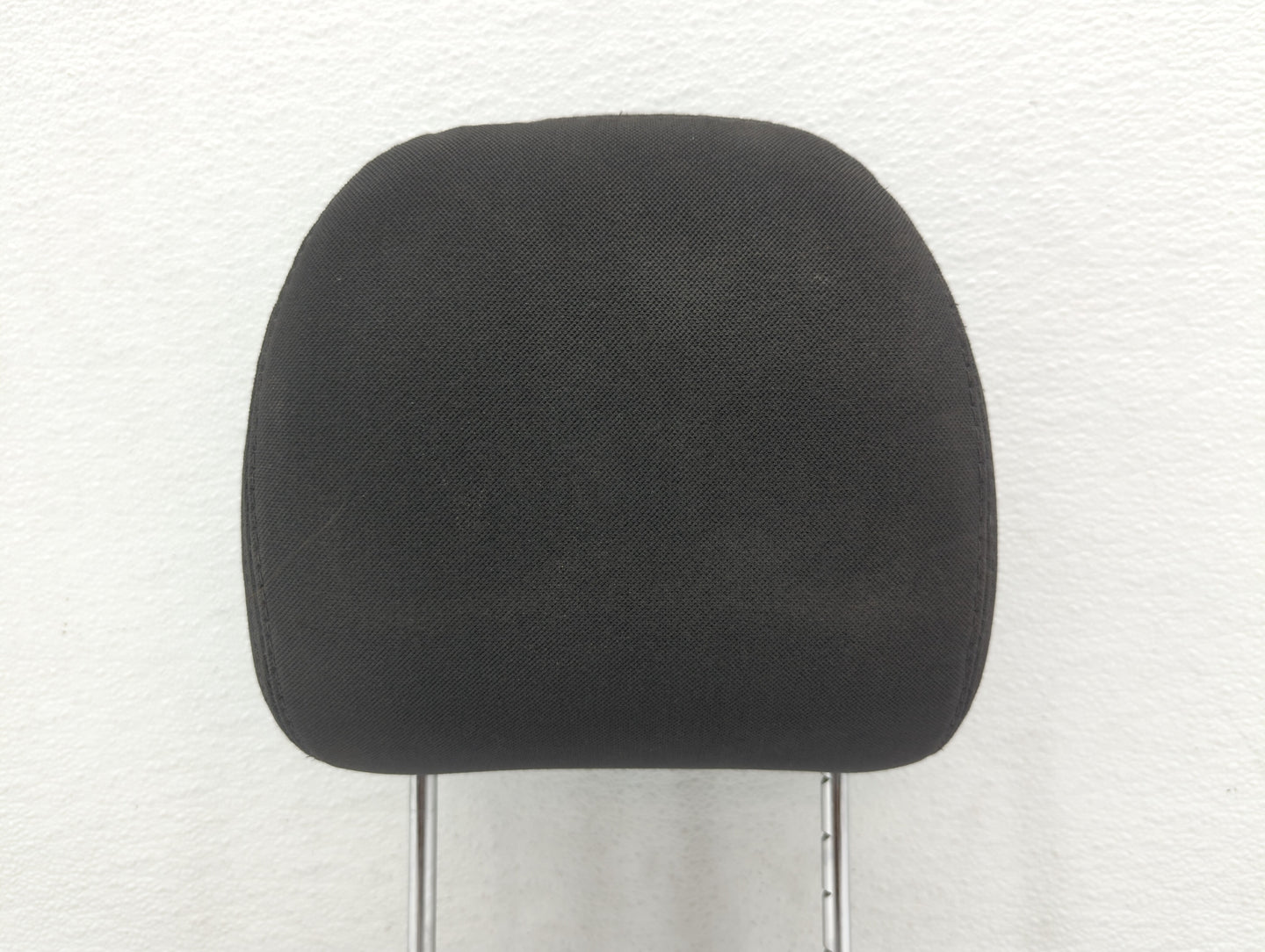 2005-2007 Chrysler 300 Headrest Head Rest Front Driver Passenger Seat - Oemusedautoparts1.com