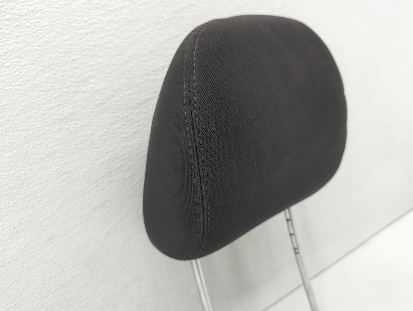 2005-2007 Chrysler 300 Headrest Head Rest Front Driver Passenger Seat - Oemusedautoparts1.com