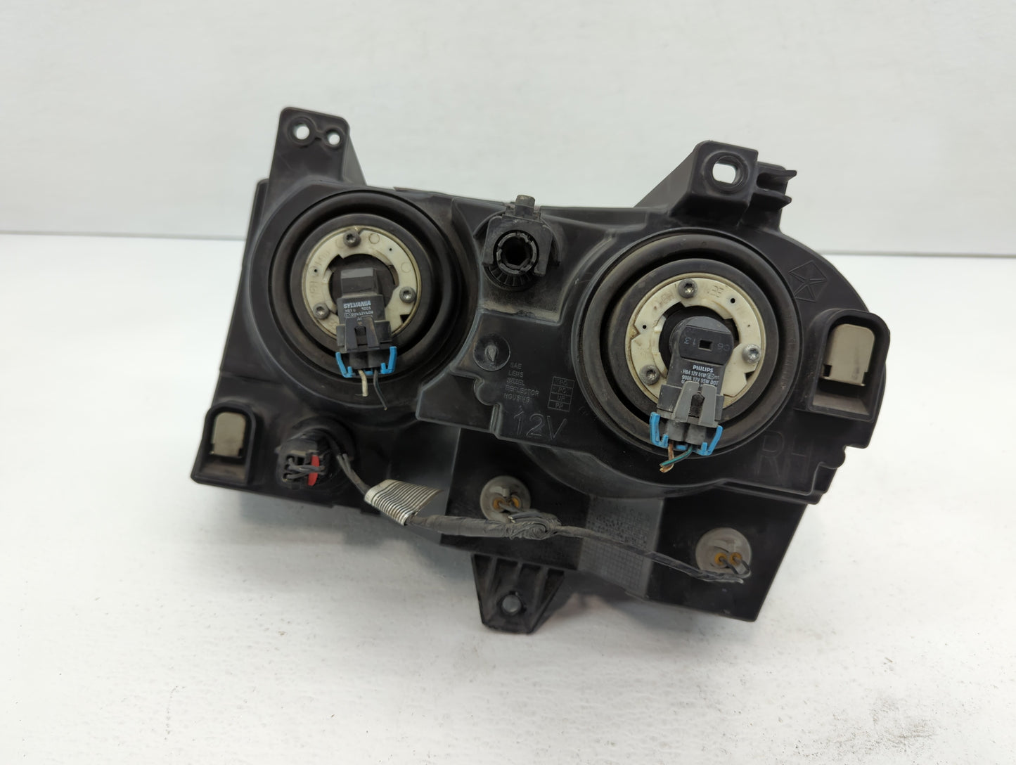 2005-2007 Chrysler 300 Passenger Right Oem Head Light Headlight Lamp - Oemusedautoparts1.com