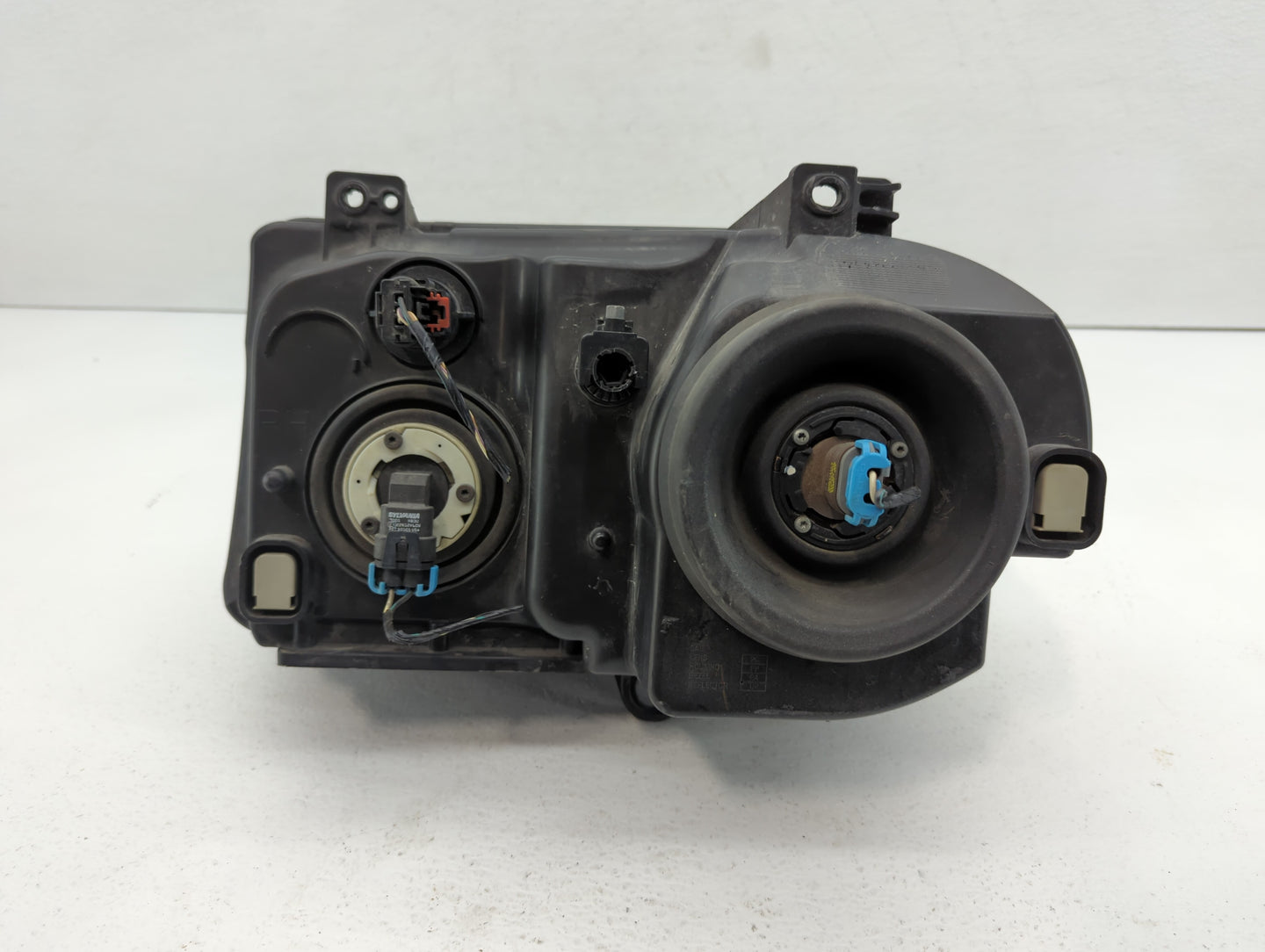 2005-2007 Chrysler 300 Passenger Right Oem Head Light Headlight Lamp - Oemusedautoparts1.com