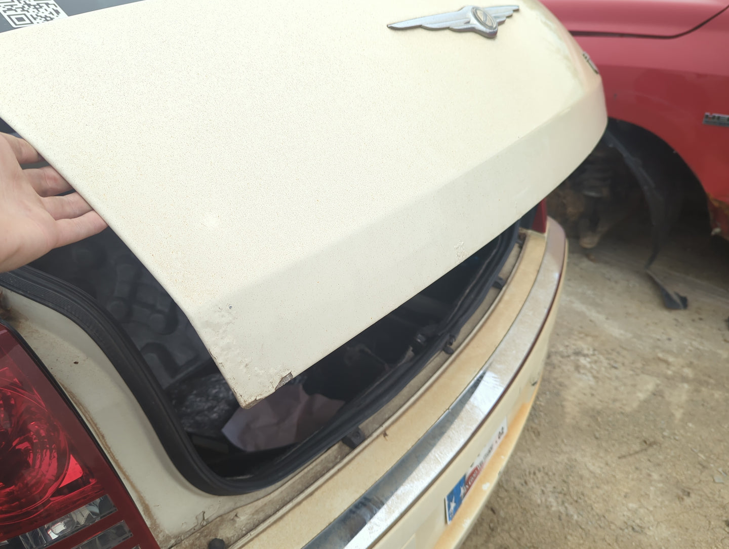 2005-2007 Chrysler 300 Trunk/decklid/hatch/tailgate Oem - Oemusedautoparts1.com