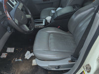 2005-2007 Chrysler 300 Driver Front Seat Oem 5017957 - Oemusedautoparts1.com