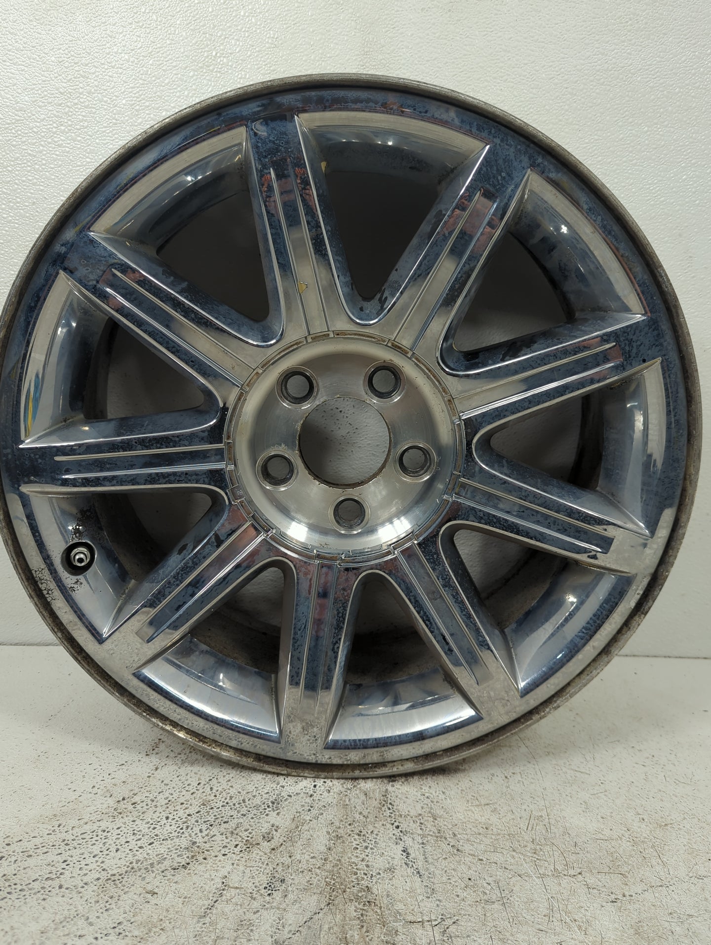2006 Chrysler 300 Oem Wheel Rim 5025449 - Oemusedautoparts1.com