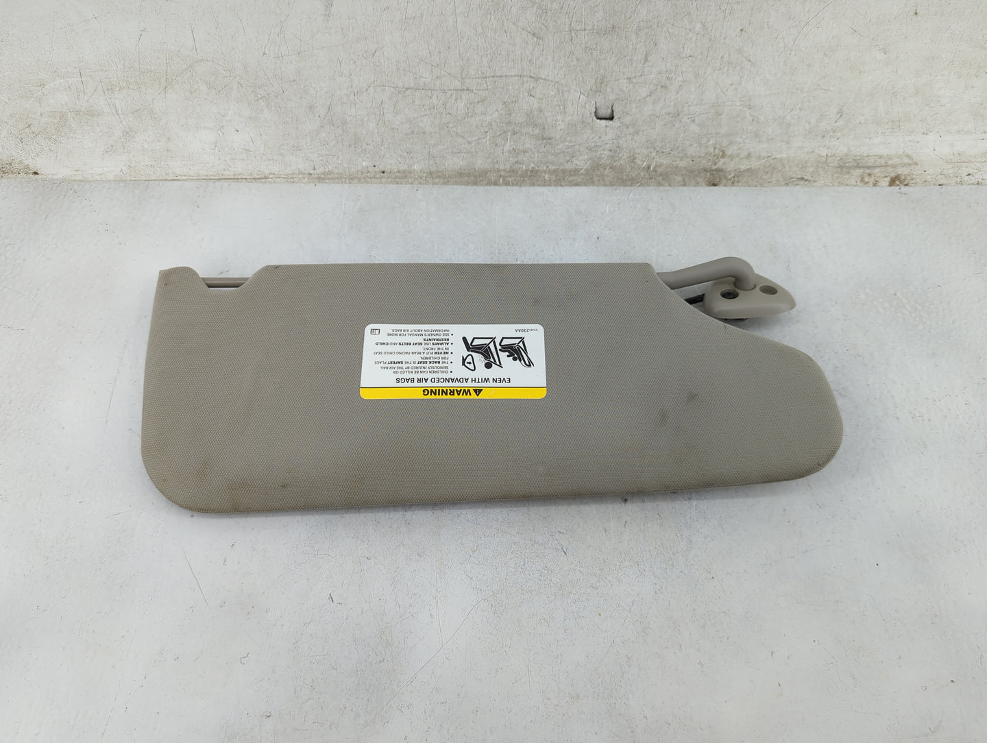 2005-2007 Chrysler 300 Sun Visor Shade Replacement Driver Left Mirror Fits Fits 2005 2006 2007 OEM Used Auto Parts - Oemused
