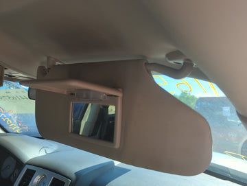 2005-2007 Chrysler 300 Sun Visor Shade Replacement Passenger Right Mirror Fits Fits 2005 2006 2007 OEM Used Auto Parts
