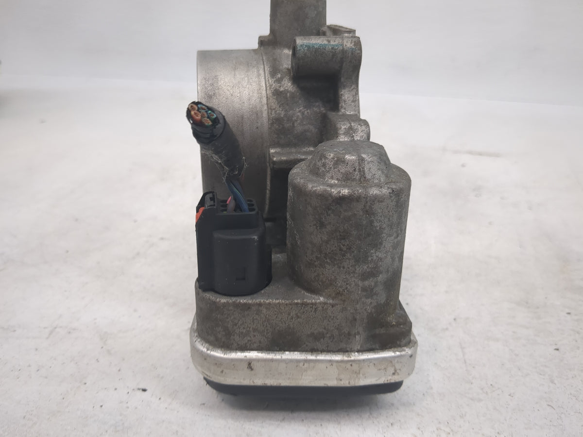 2006-2010 Chrysler 300 Throttle Body P/N:A2C53099253 04861691AA Fits Fits 2006 2007 2008 2009 2010 2011 OEM Used Auto Parts 