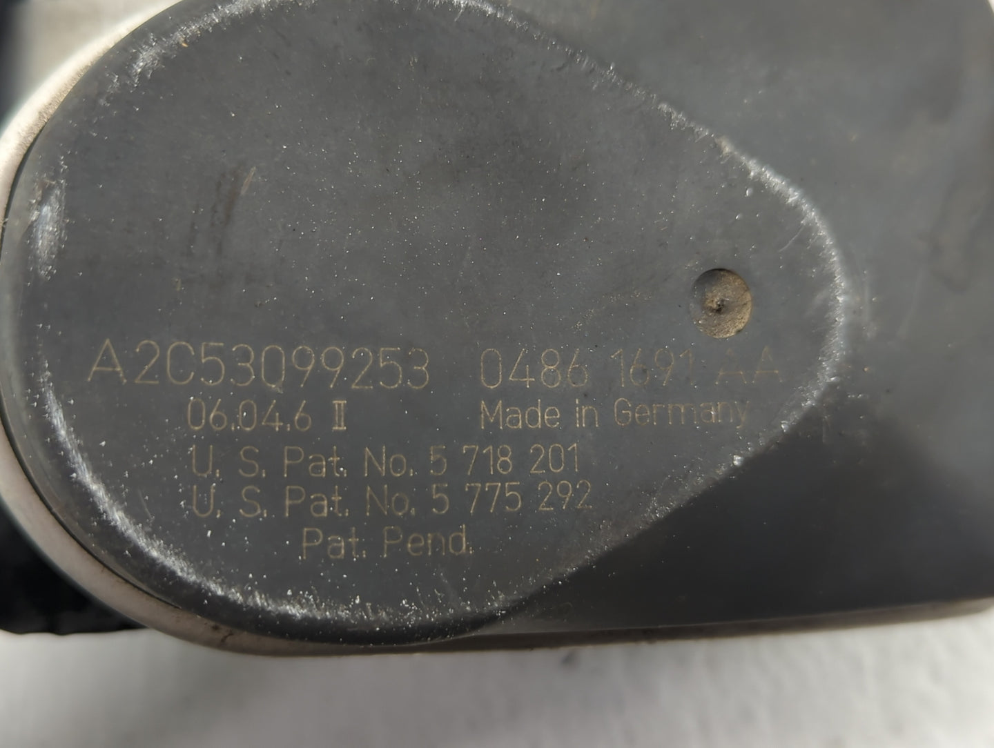 2006-2010 Chrysler 300 Throttle Body P/N:0486 1691 AA Fits Fits 2006 2007 2008 2009 2010 2011 OEM Used Auto Parts - Oemuseda