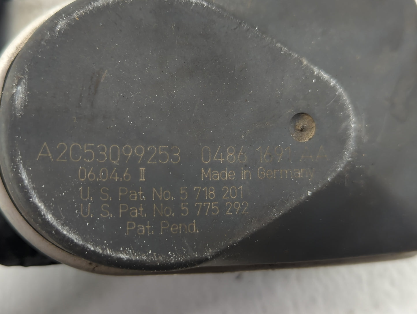 2006-2010 Chrysler 300 Throttle Body P/N:0486 1691 AA Fits Fits 2006 2007 2008 2009 2010 2011 OEM Used Auto Parts - Oemuseda