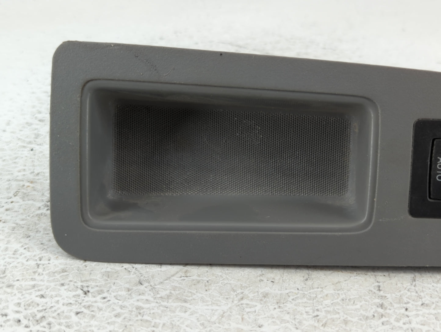 2006 Chrysler 300 Master Power Window Switch Replacement Driver Side Left P/N:P04602742AA Fits OEM Used Auto Parts - Oemused