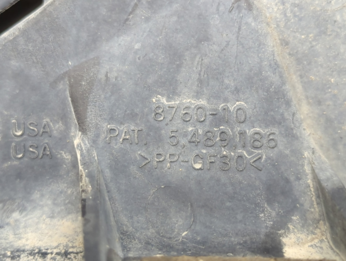 2005-2007 Chrysler 300 Left Radiator Fan Motor Assembly Black - Oemusedautoparts1.com