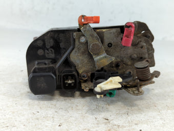 compare product 2006 Chrysler 300 Door Latch